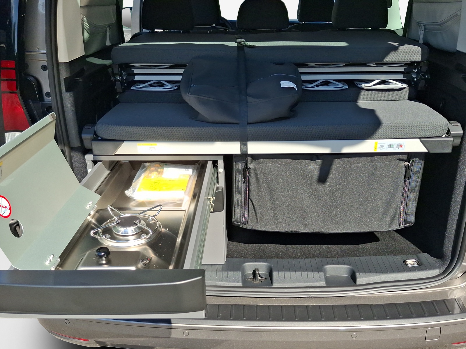VW Caddy 1.5 TSI California Spirit DSG-image-12