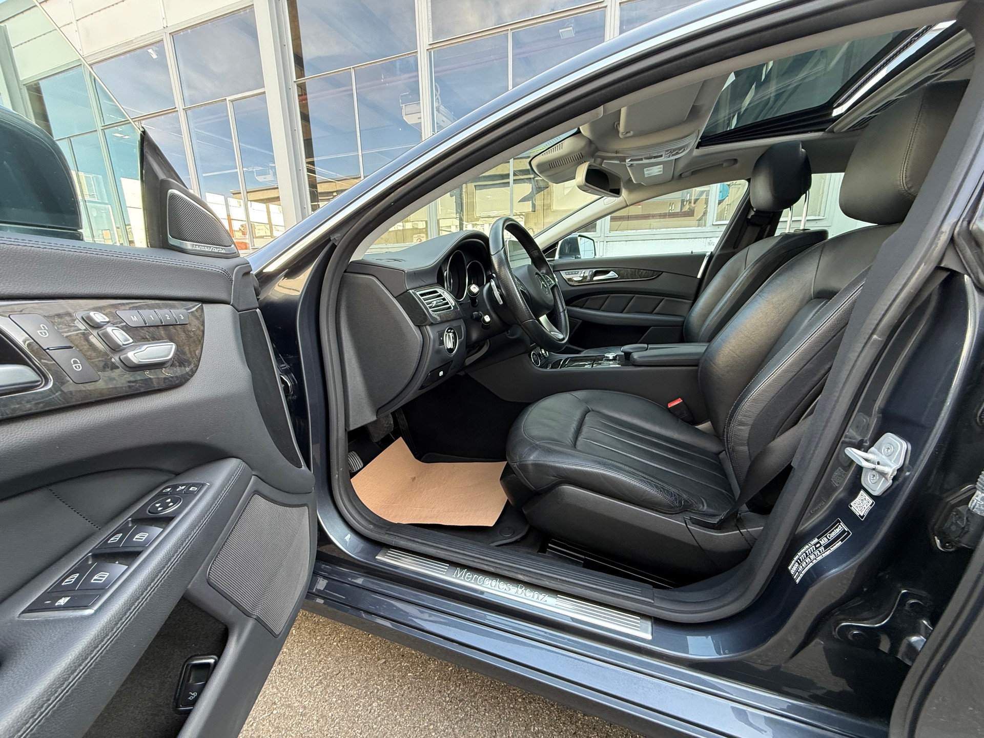 MERCEDES-BENZ CLS 250 BlueTEC 4Matic 7G-Tronic *Frisch ab MFK *Alle 4 Bremsen neu *Harman/Kardon *Totwinkel *360 Kamera *Abstandregler ...-image-7