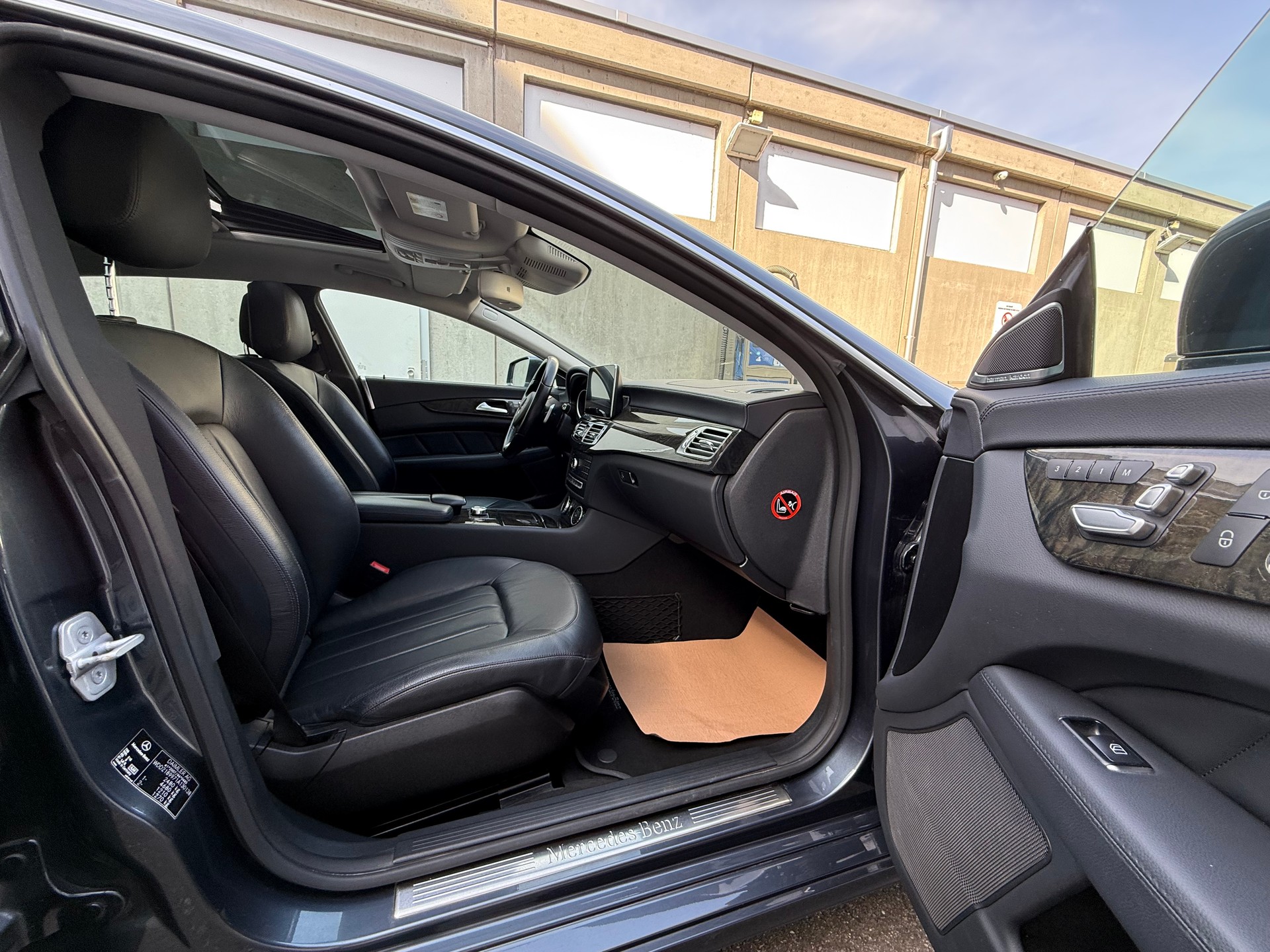 MERCEDES-BENZ CLS 250 BlueTEC 4Matic 7G-Tronic *Frisch ab MFK *Alle 4 Bremsen neu *Harman/Kardon *Totwinkel *360 Kamera *Abstandregler ...-image-14