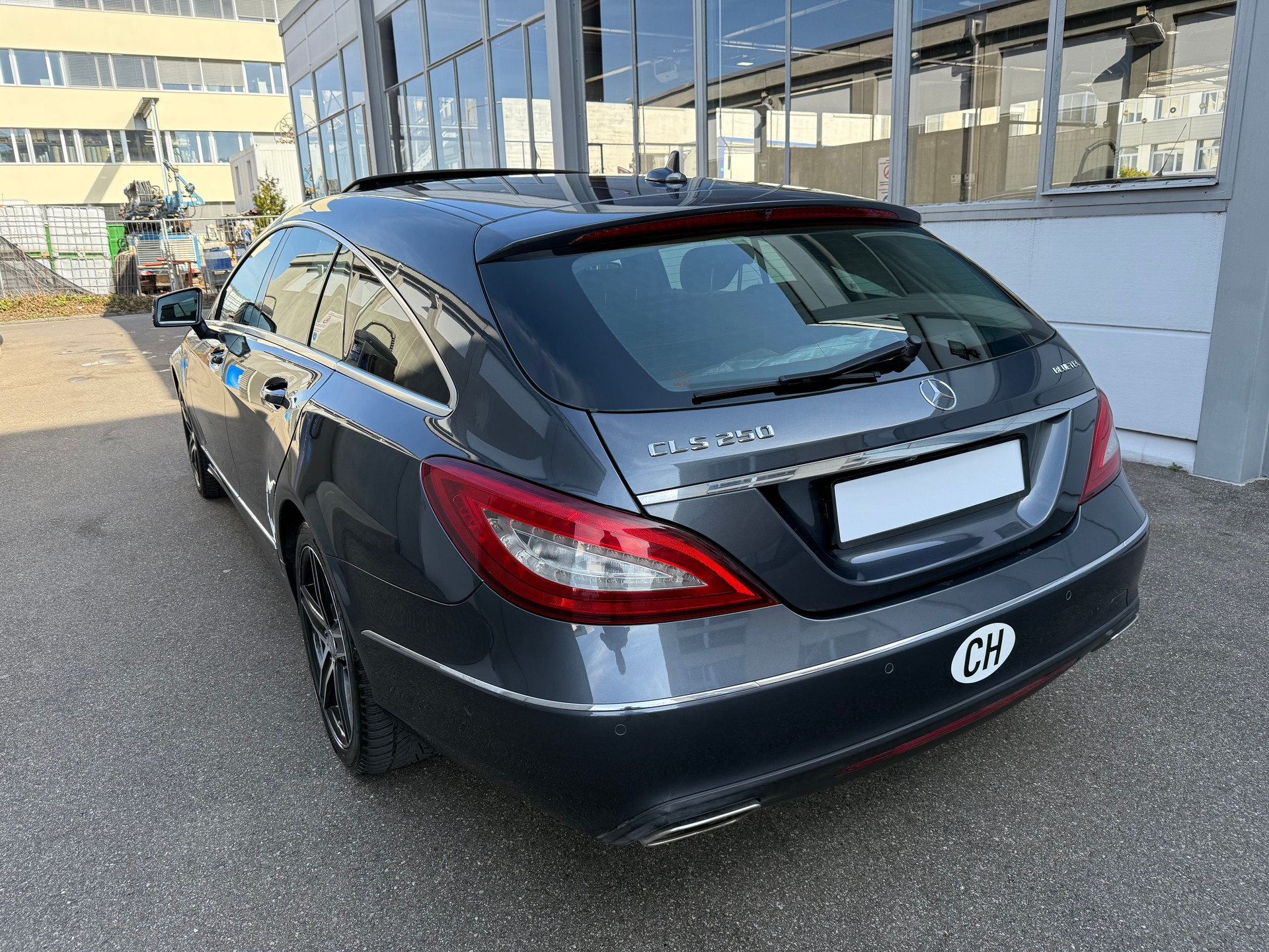 MERCEDES-BENZ CLS 250 BlueTEC 4Matic 7G-Tronic *Frisch ab MFK *Alle 4 Bremsen neu *Harman/Kardon *Totwinkel *360 Kamera *Abstandregler ...-image-5
