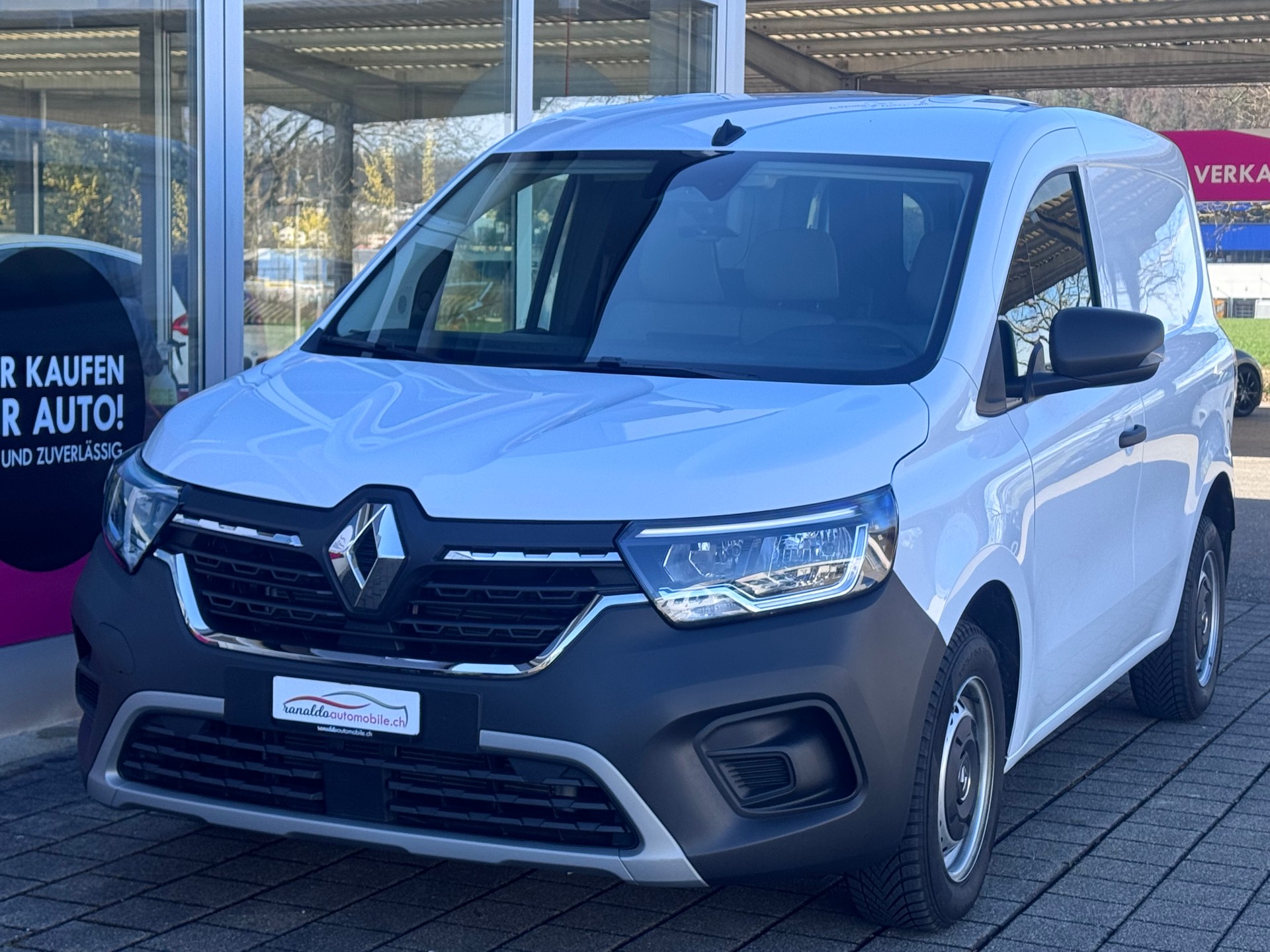 RENAULT Kangoo Van 1.5 dCi 95 PS Extra +3 Plätzer+Klima+Rückfahrkamera+Tempomat+Heckflügeltüren+Spurhalteassistent+469 Kg Nutzlast+-showroom-element-1