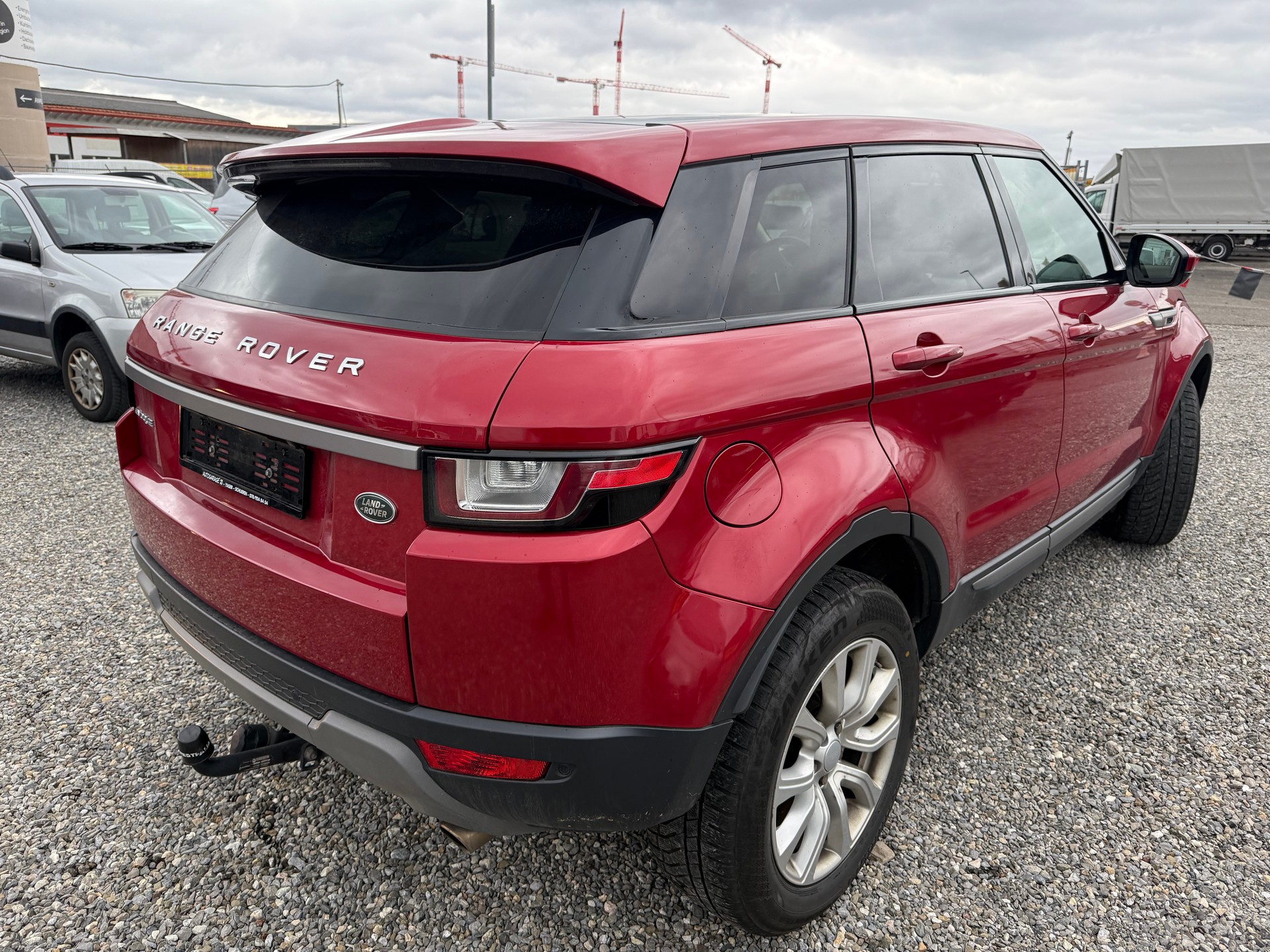 LAND ROVER Range Rover Evoque 2.0 TD4 HSE AT9-image-2