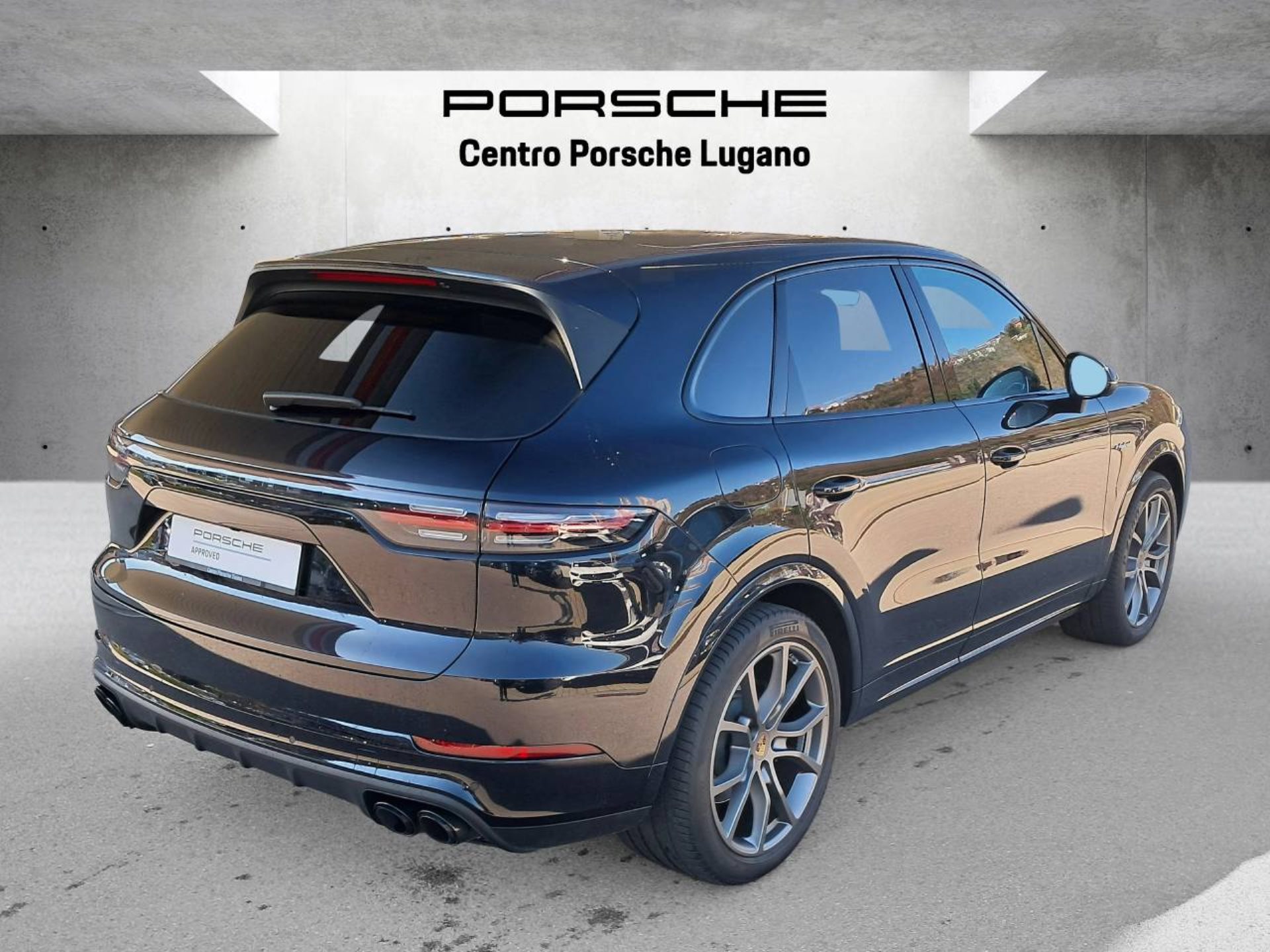 PORSCHE Cayenne E-Hybrid (MY22)-image-7