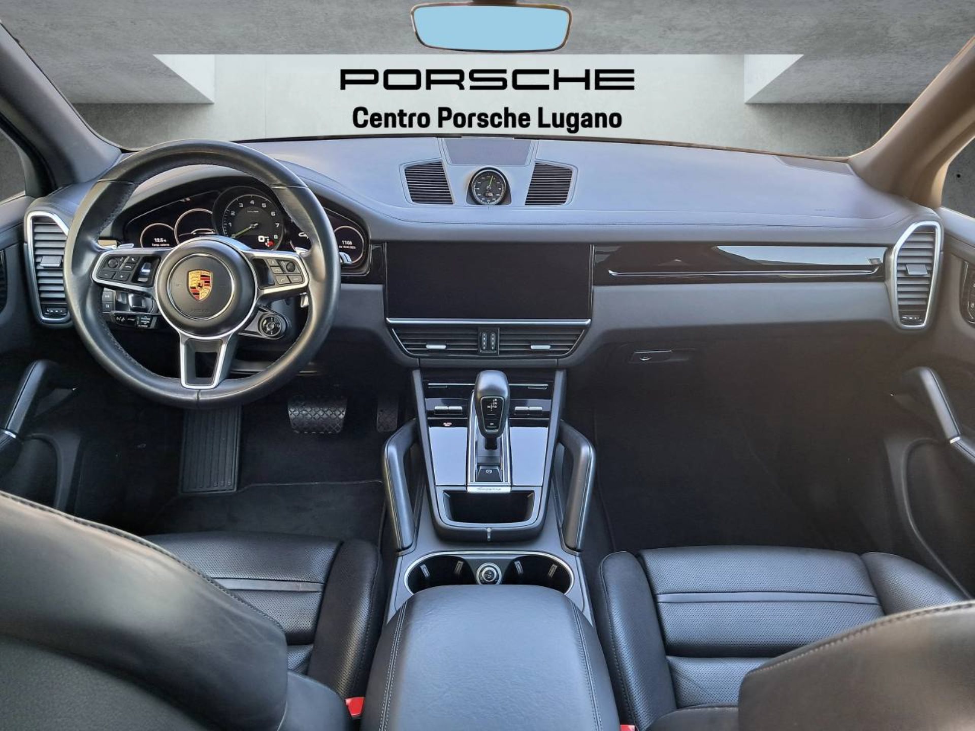 PORSCHE Cayenne E-Hybrid (MY22)-image-15