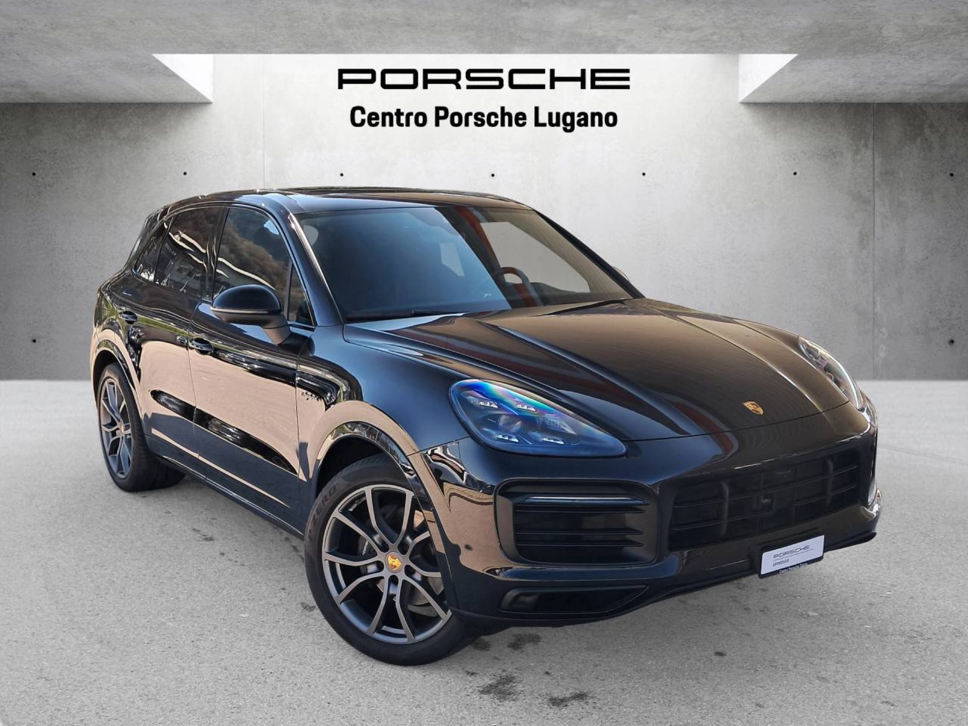 PORSCHE Cayenne E-Hybrid (MY22)