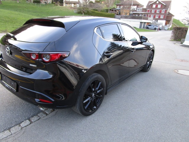 MAZDA 3 Hatchback 2.0 186 Revolution-showroom-element-3
