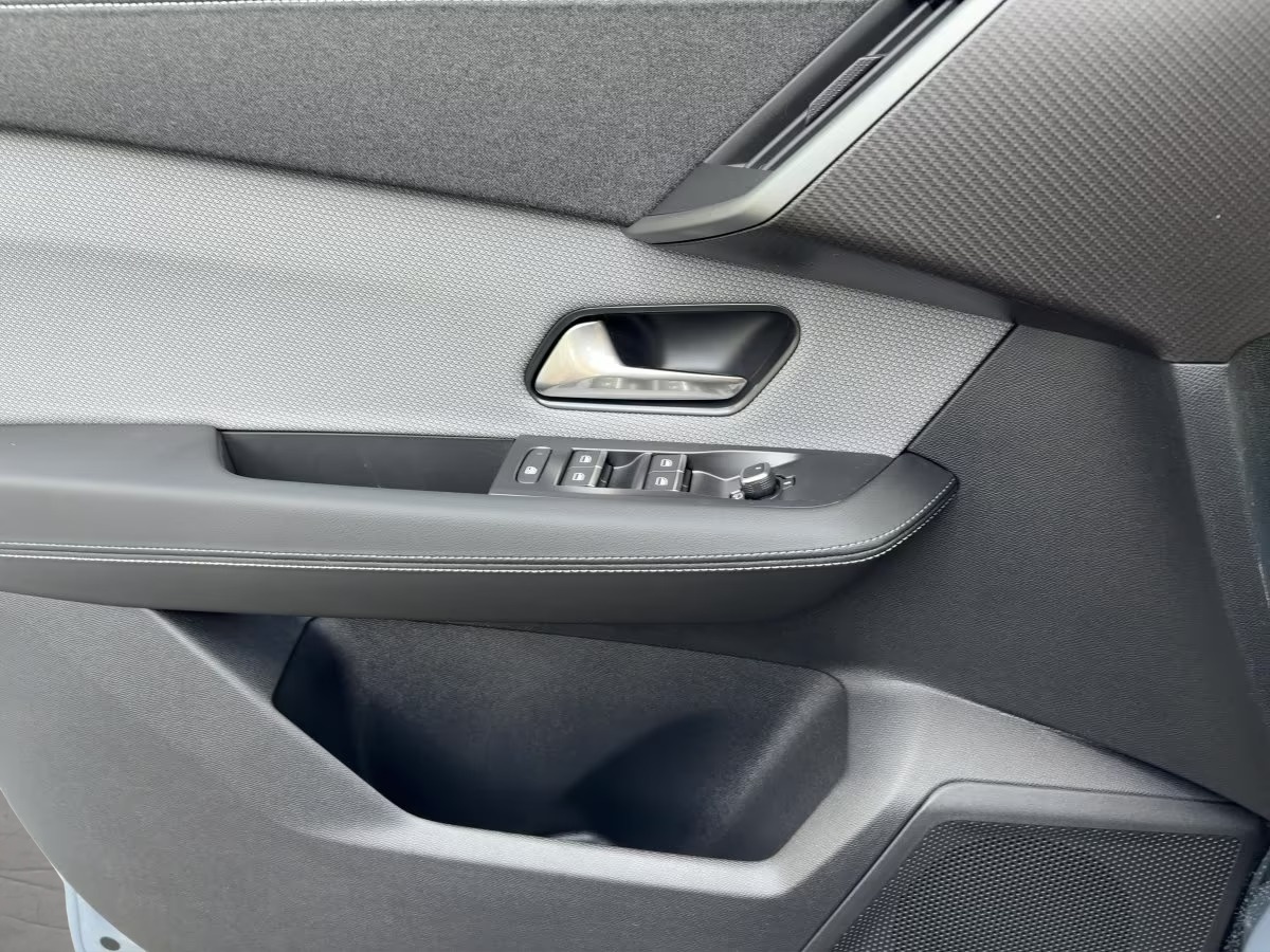 OPEL Grandland-e GS Anhängerkupplung-image-5