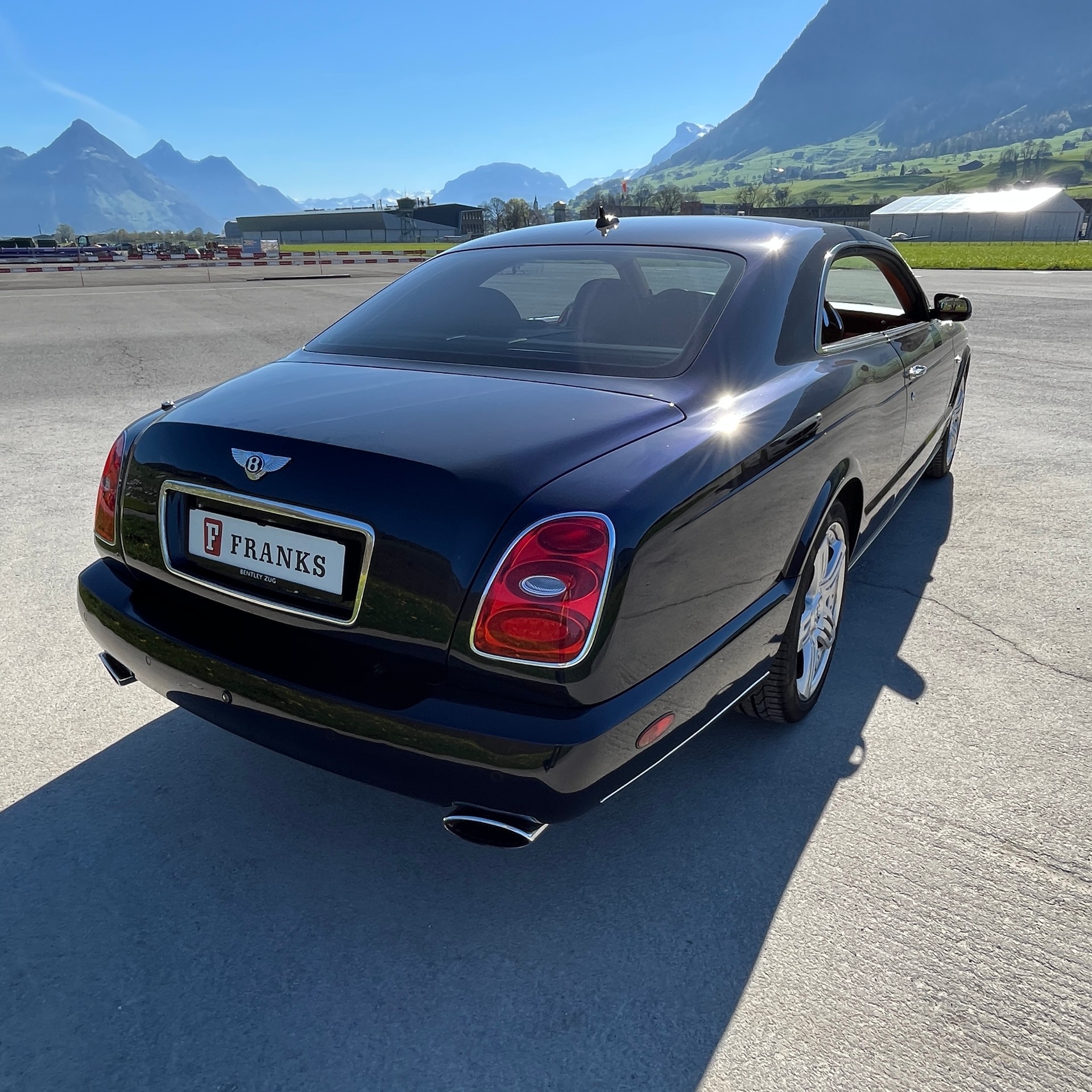 BENTLEY Brooklands-image-5