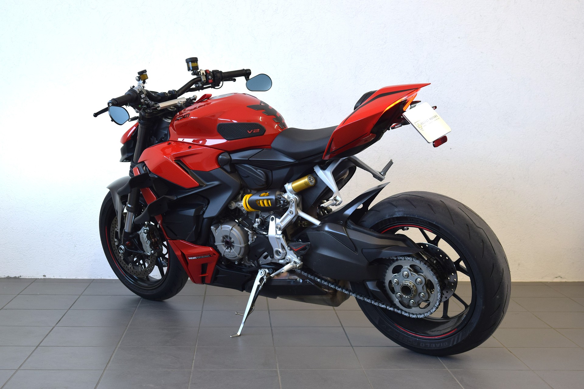 DUCATI Streetfighter V2-image-2