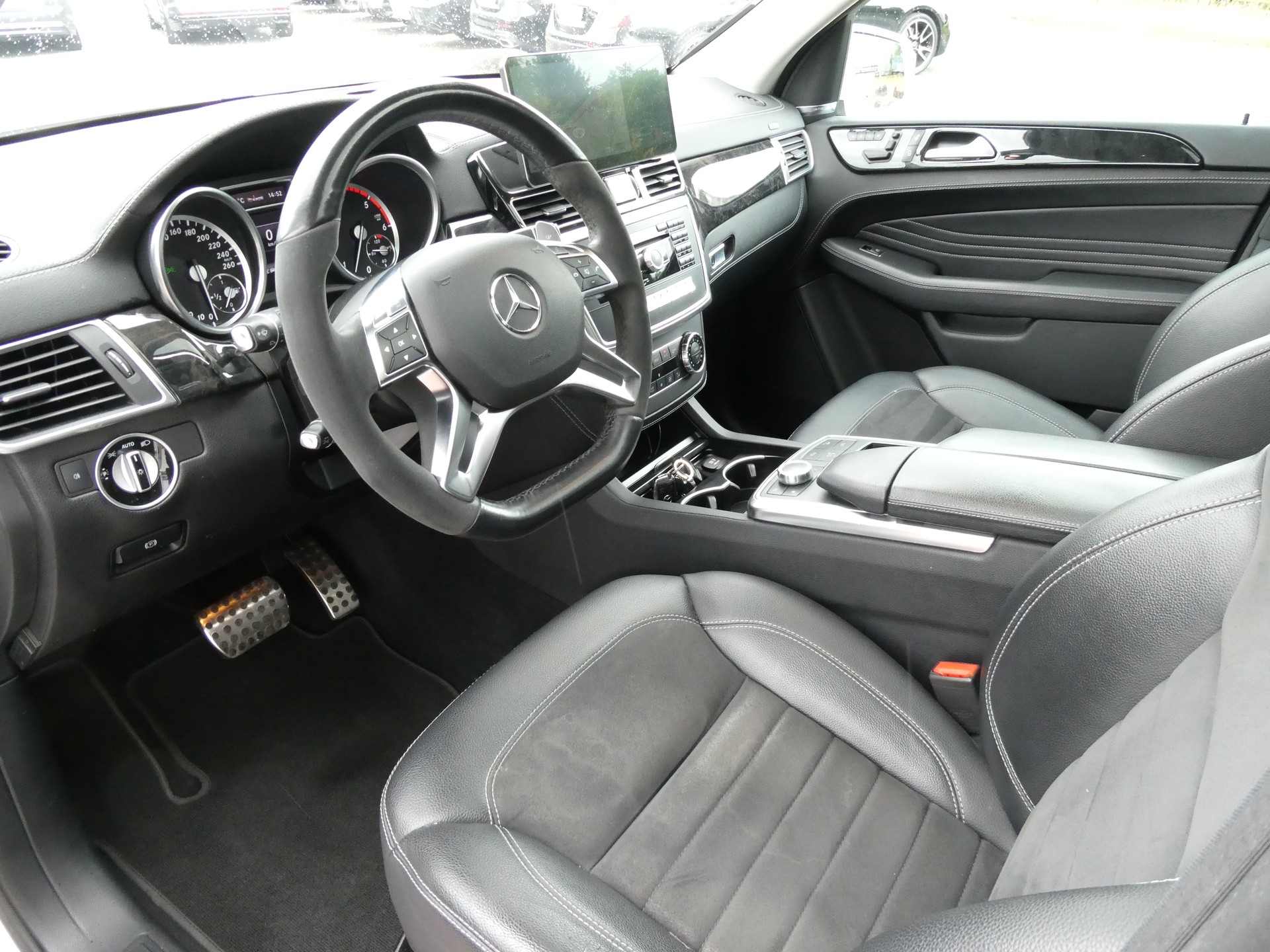 MERCEDES-BENZ ML 350 BlueTEC 4Matic 7G-Tronic (CH)-image-9