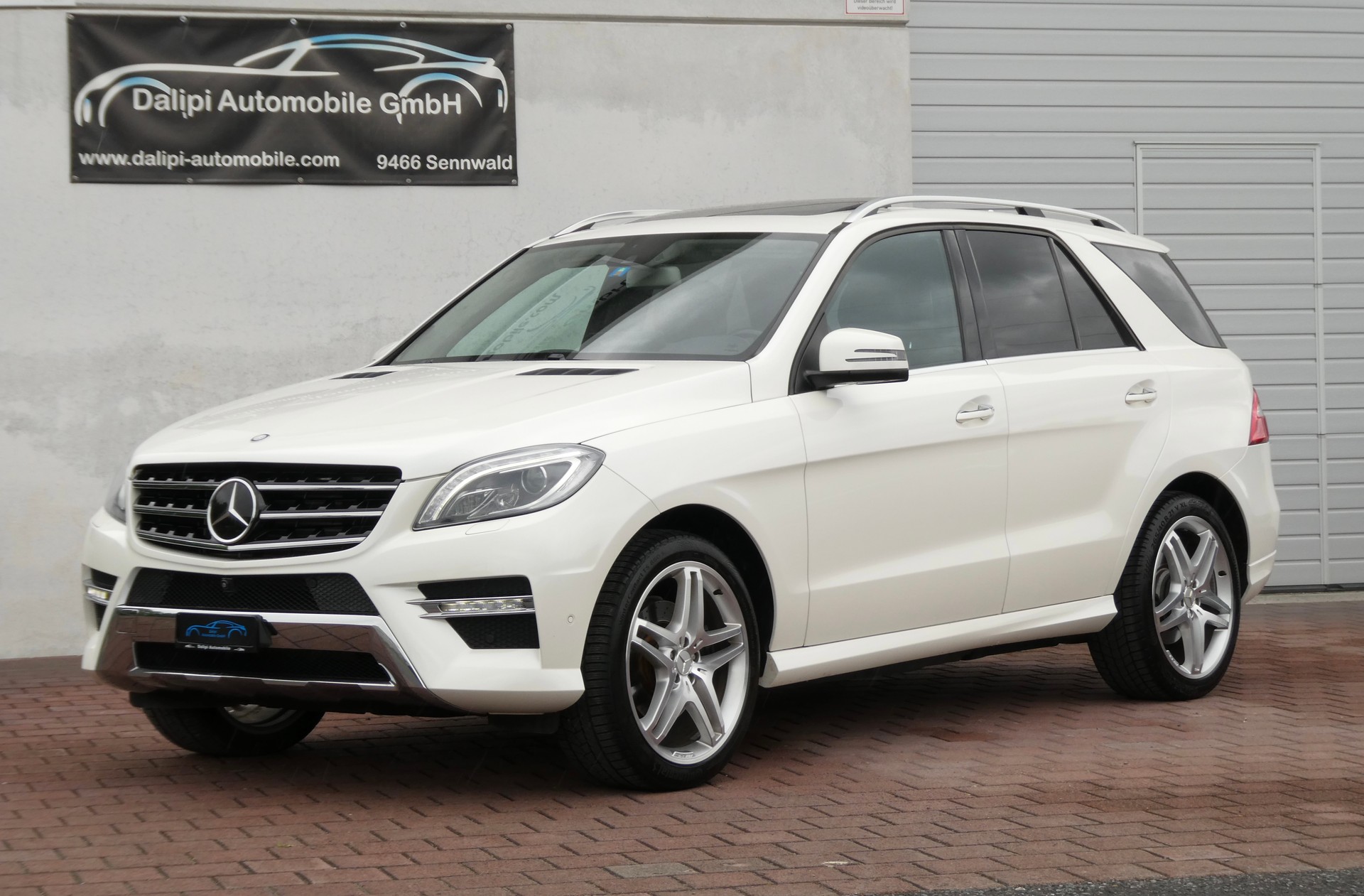 MERCEDES-BENZ ML 350 BlueTEC 4Matic 7G-Tronic (CH)-showroom-element-3
