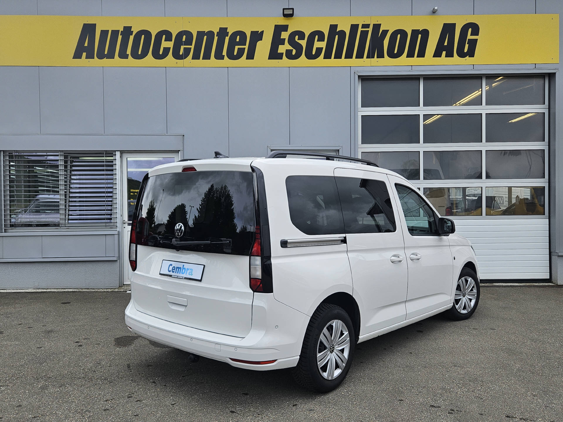 VW Caddy 2.0 TDI 122 Liberty DSG * 5- Plätzer *-image-5