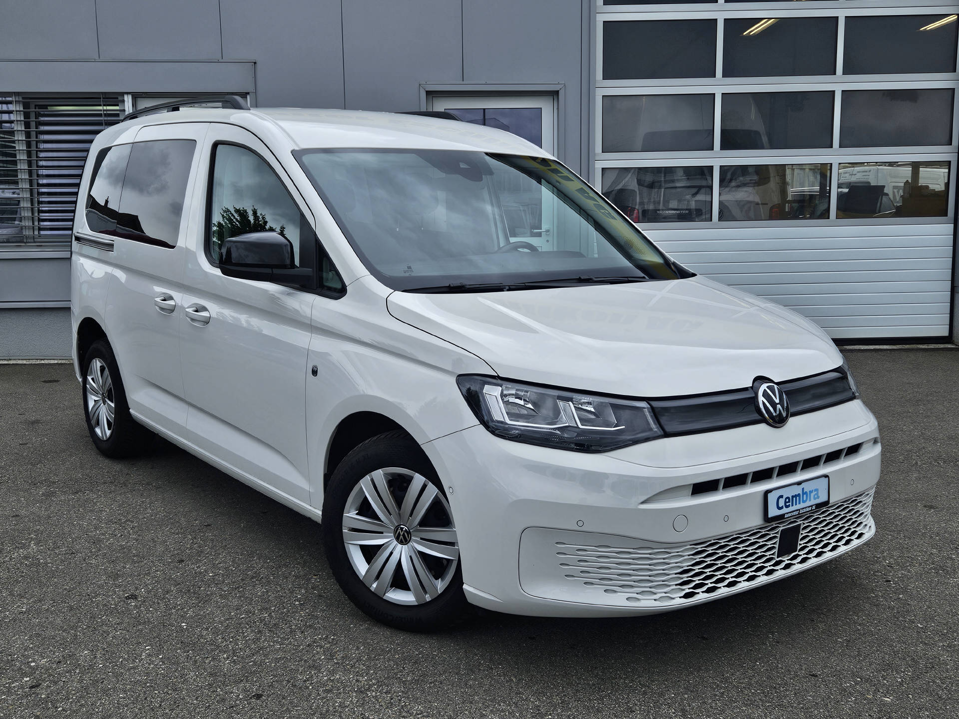 VW Caddy 2.0 TDI 122 Liberty DSG * 5- Plätzer *-image-4