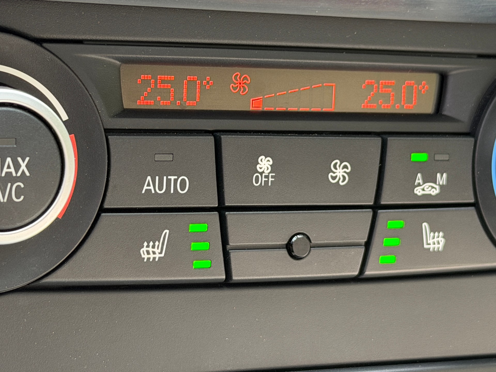 BMW X3 xDrive 20d Steptronic-image-15