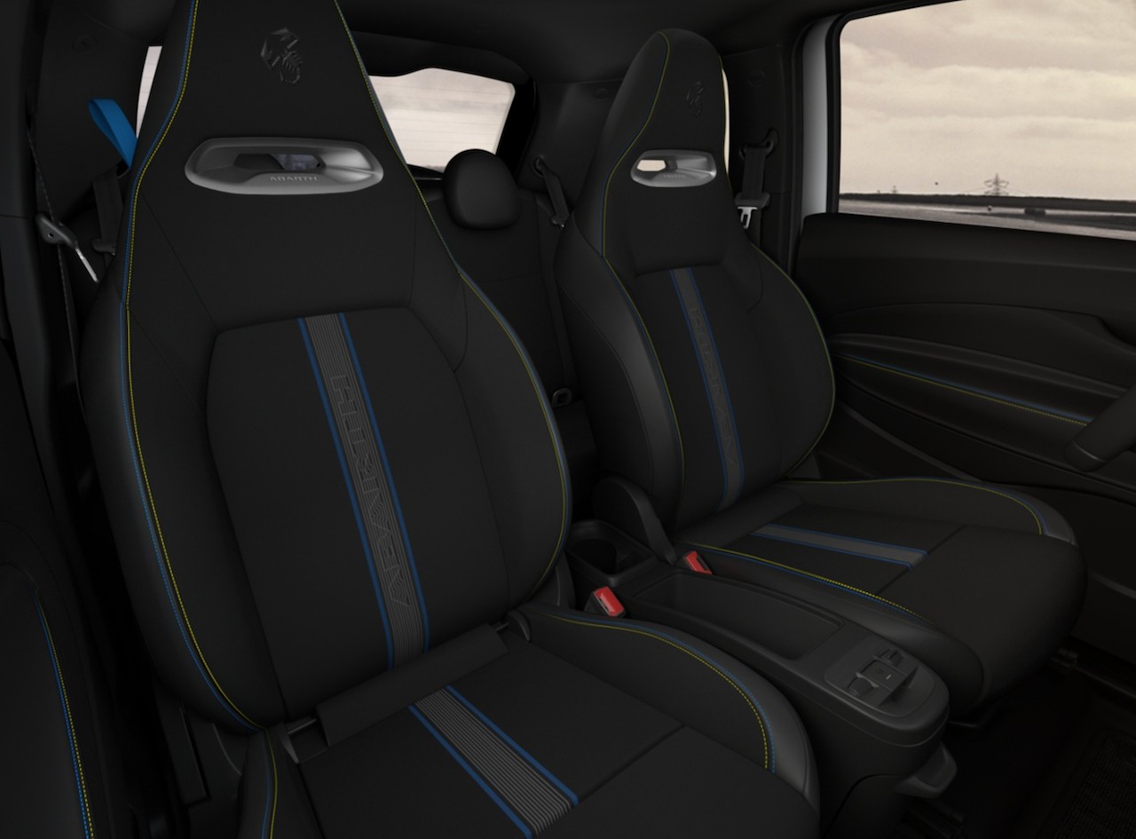 FIAT Abarth 500e-image-21