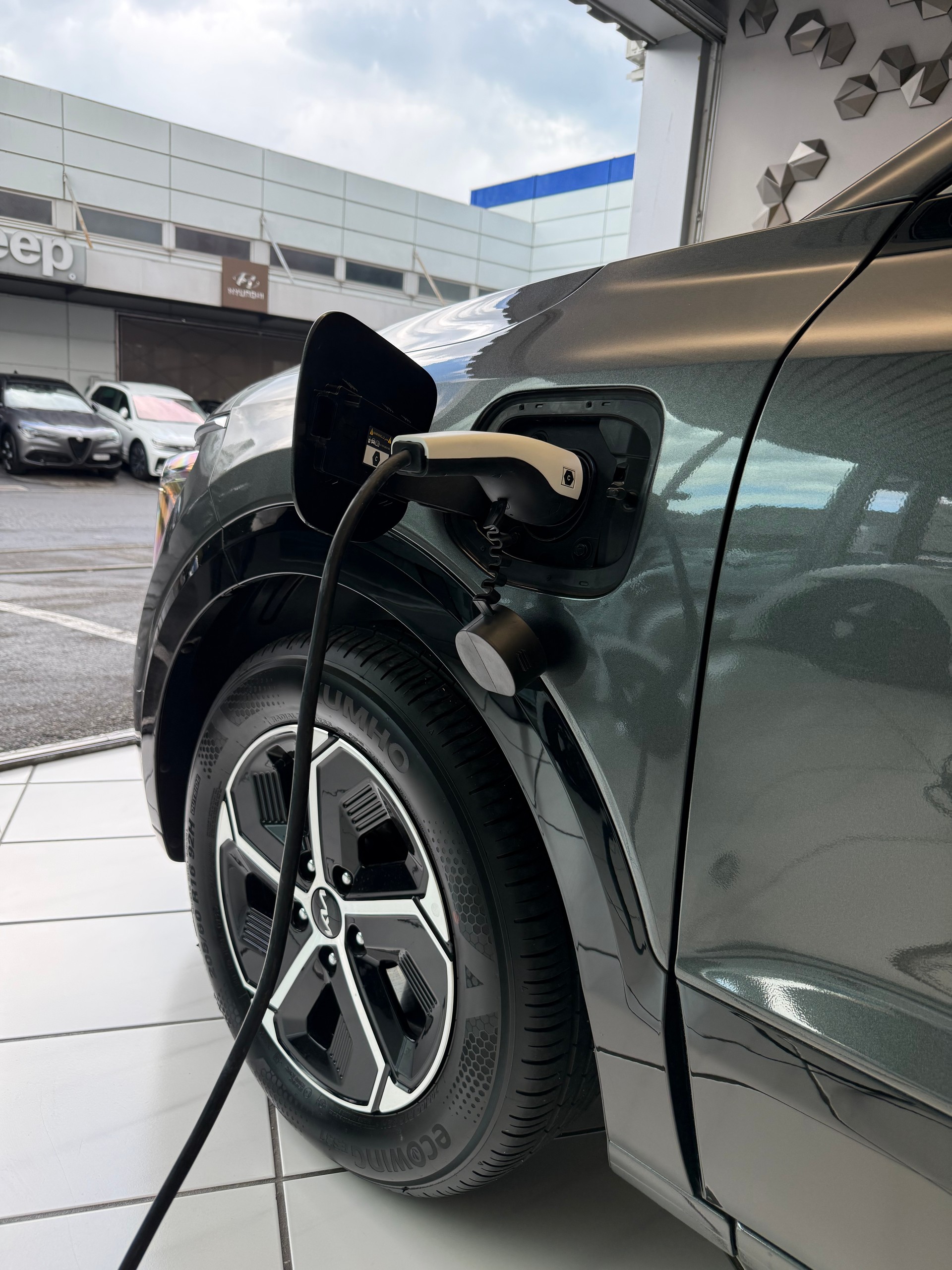 KIA Niro 1.6GDi Plug-in Hybrid Style DCT-image-28