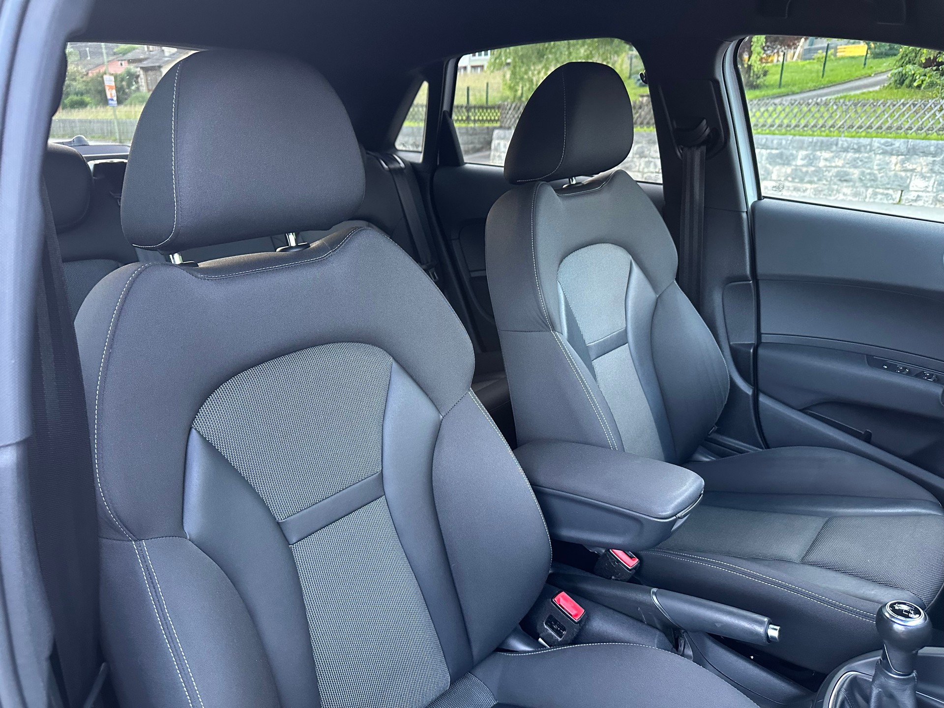 AUDI A1 Sportback 1.0 TFSI Sport-image-15
