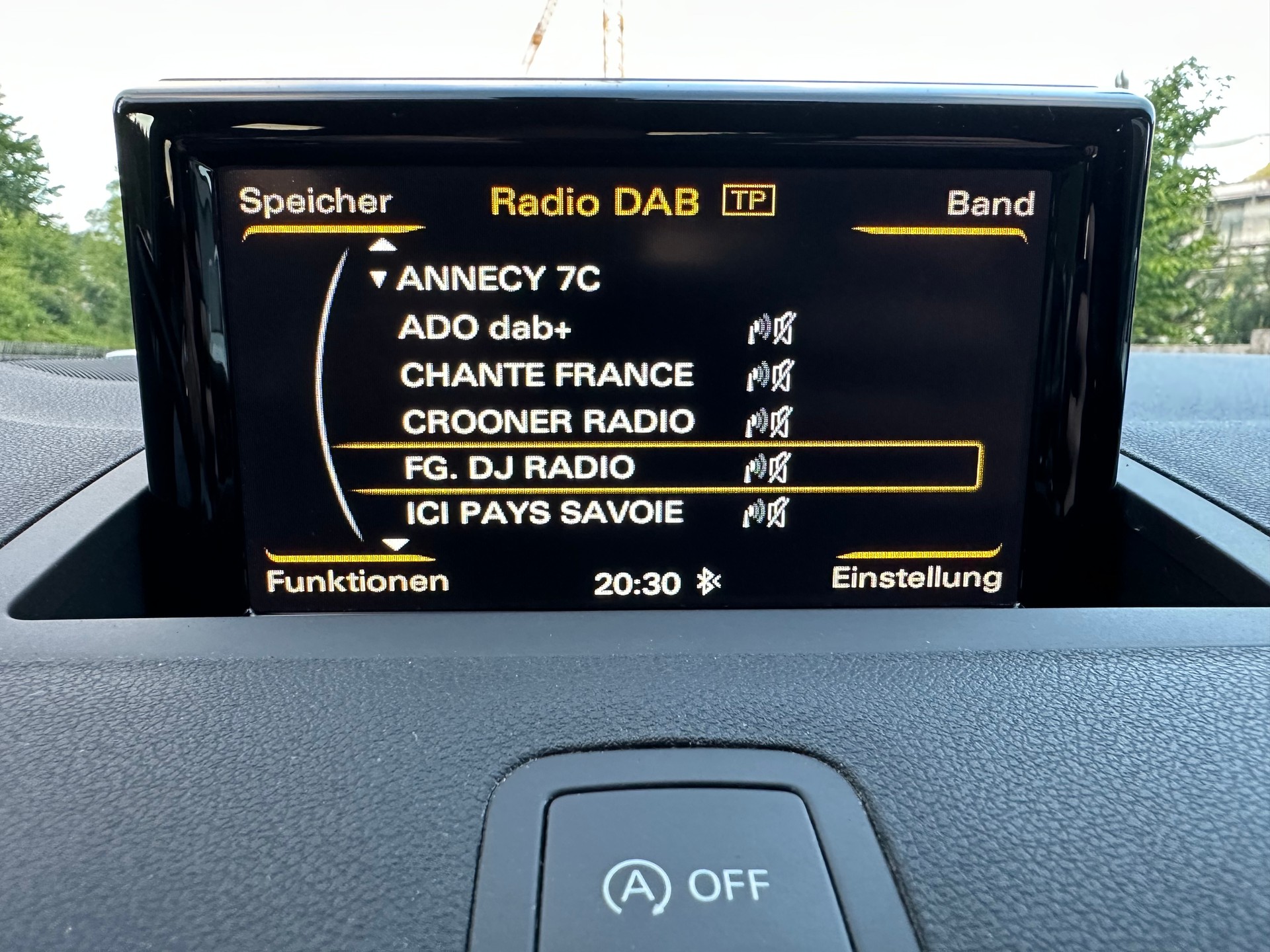 AUDI A1 Sportback 1.0 TFSI Sport-image-17