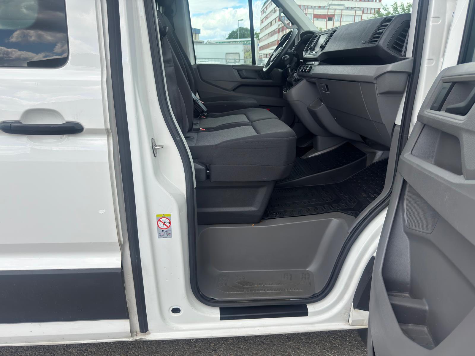 VW Crafter 35 2.0 TDI Mit Werkstatt Einrichtung-image-7