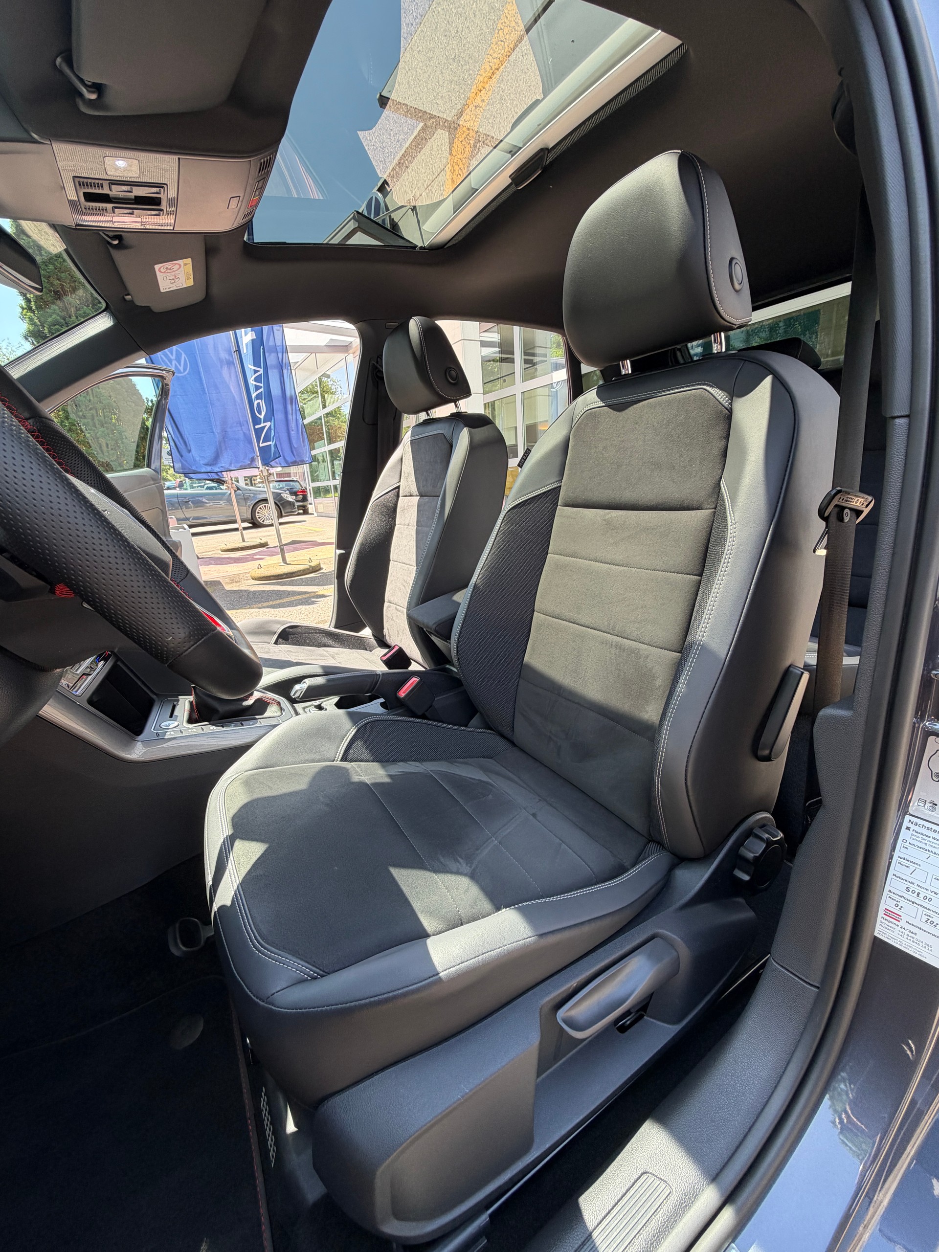 VW Polo 2.0 TSI GTI DSG-image-10