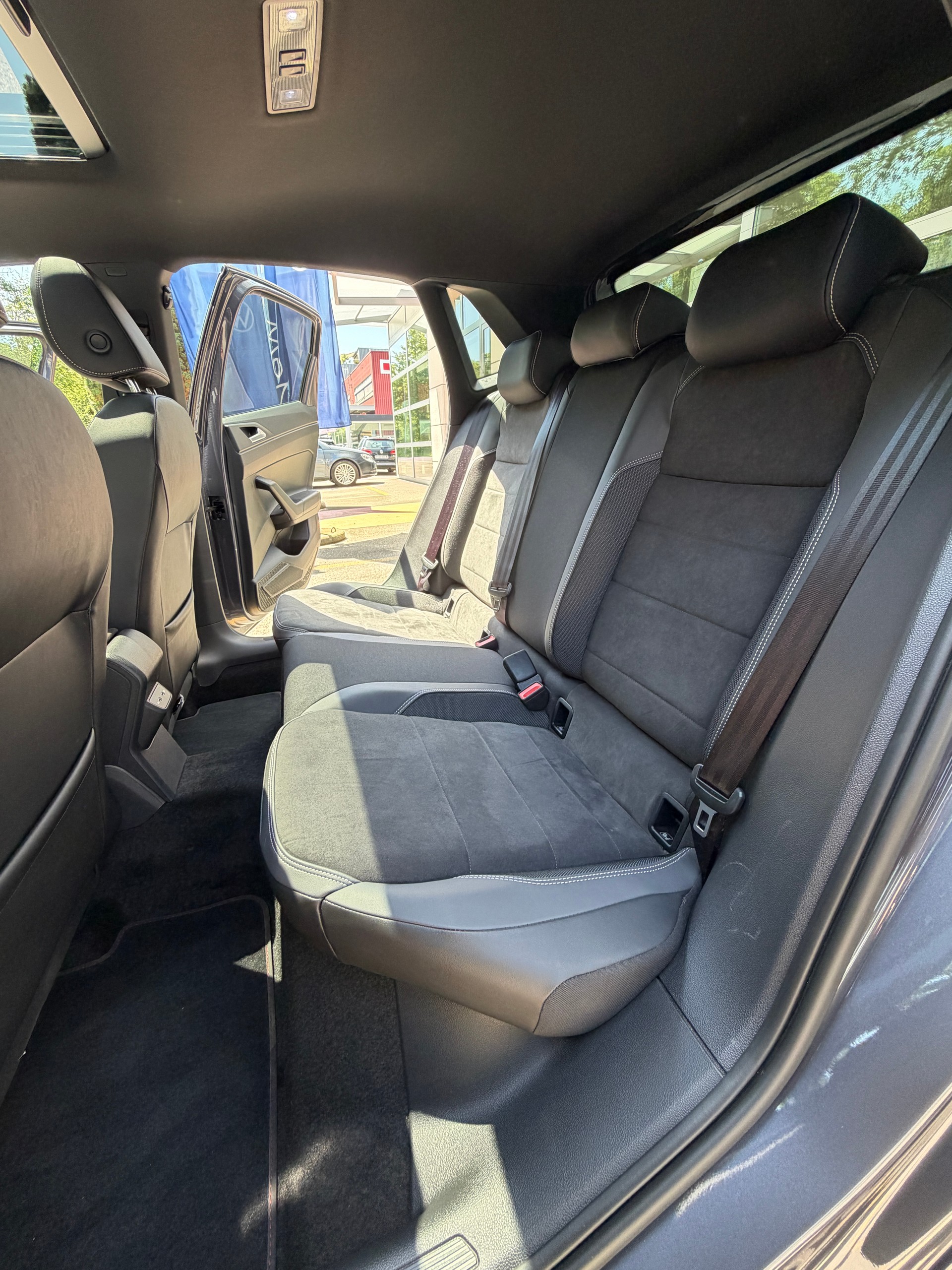 VW Polo 2.0 TSI GTI DSG-image-11