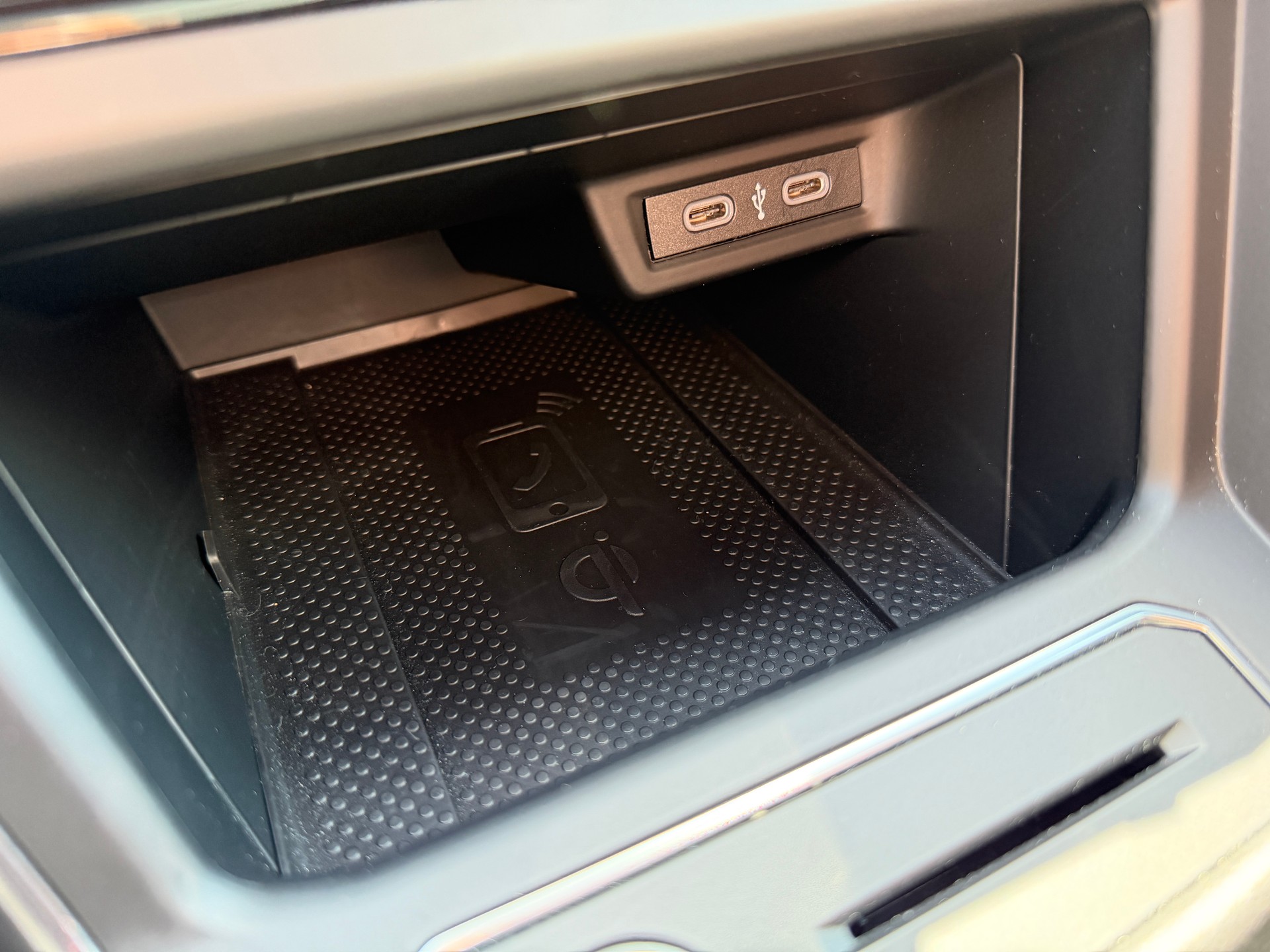 VW Polo 2.0 TSI GTI DSG-image-16