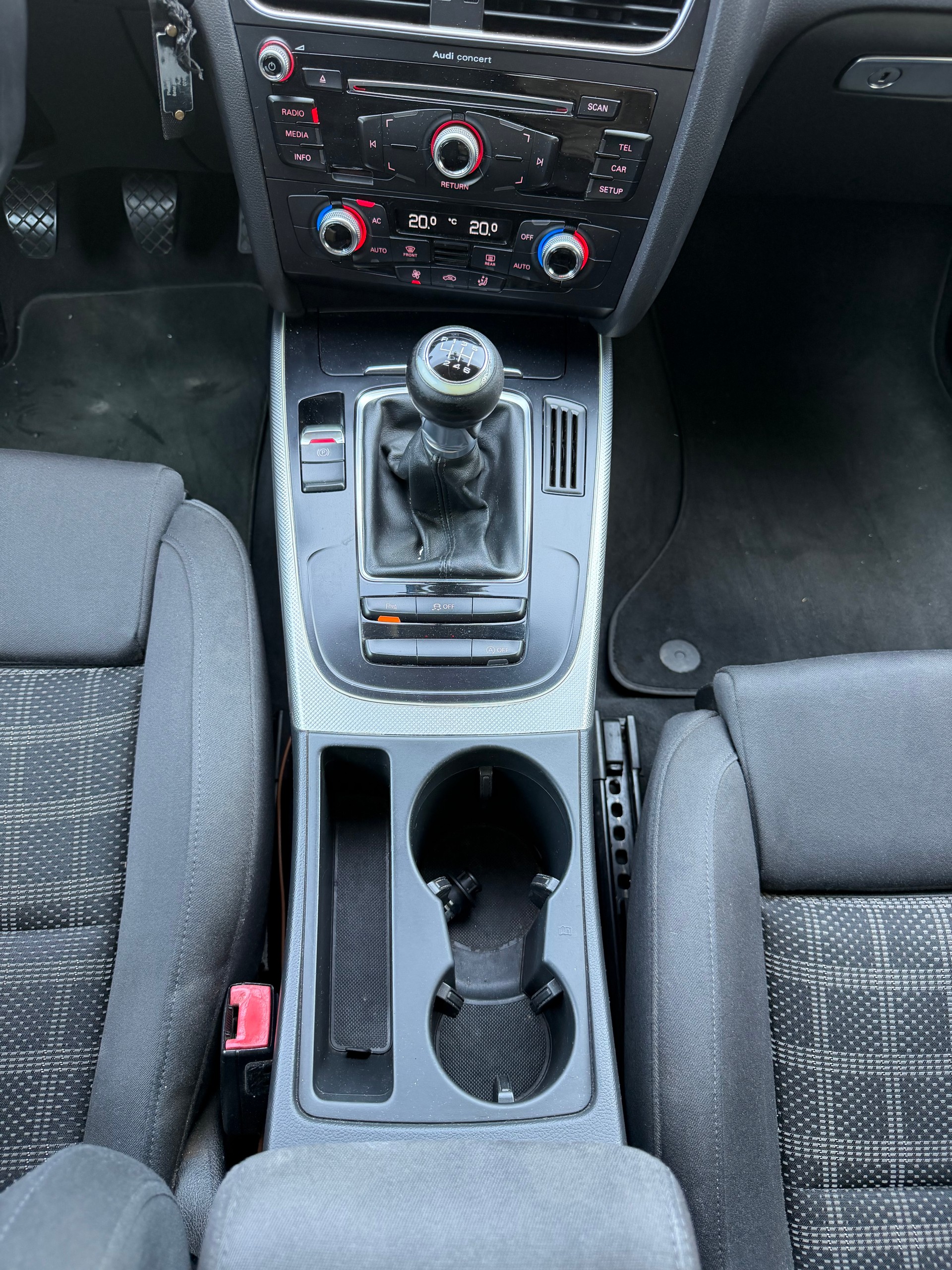 AUDI A5 Sportback 2.0 TDI-image-12