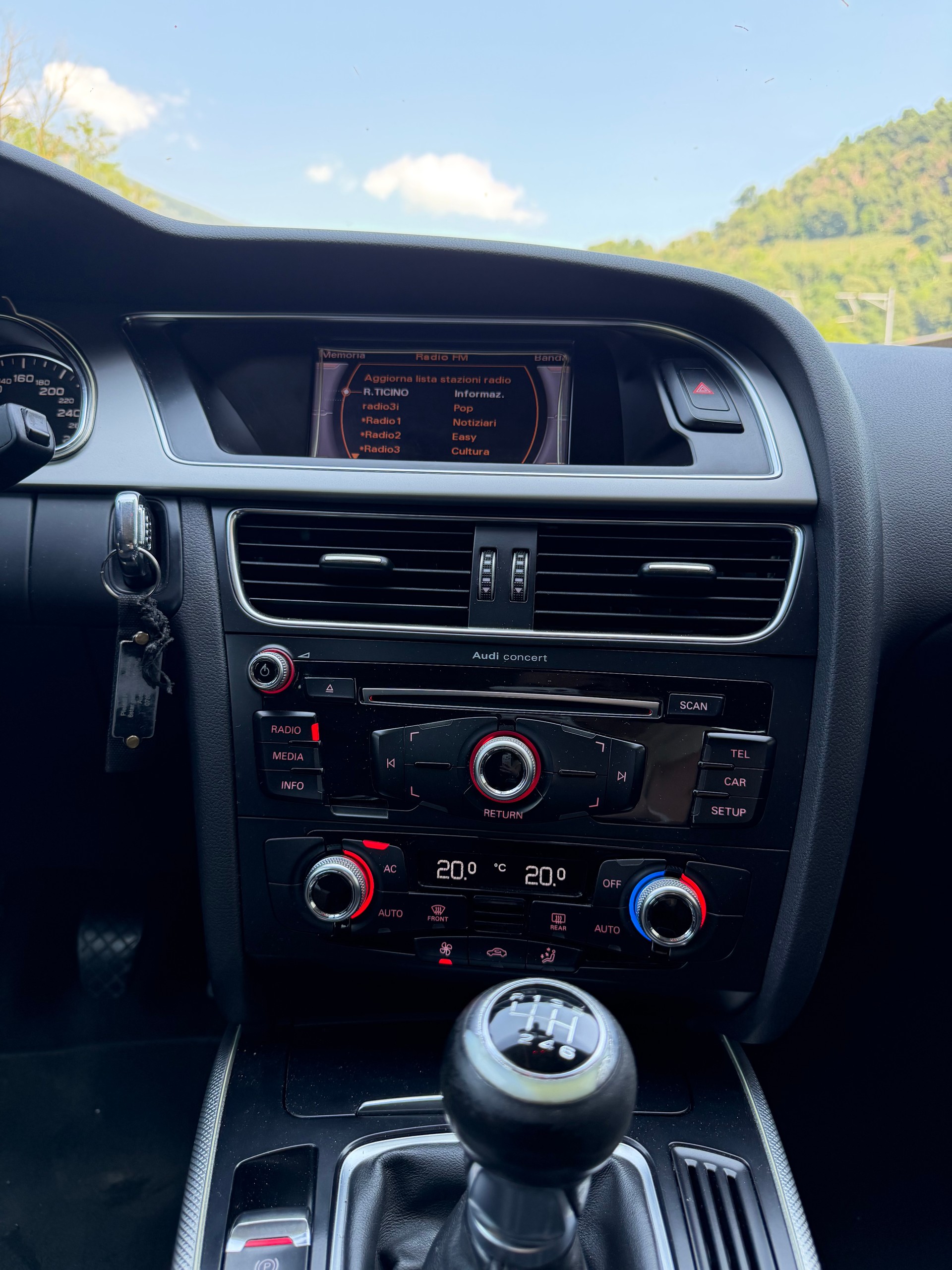 AUDI A5 Sportback 2.0 TDI-image-10
