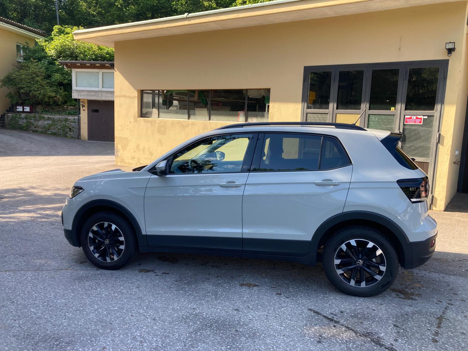 VW T-Cross 1.0 TSI Life Limited DSG-showroom-element-3