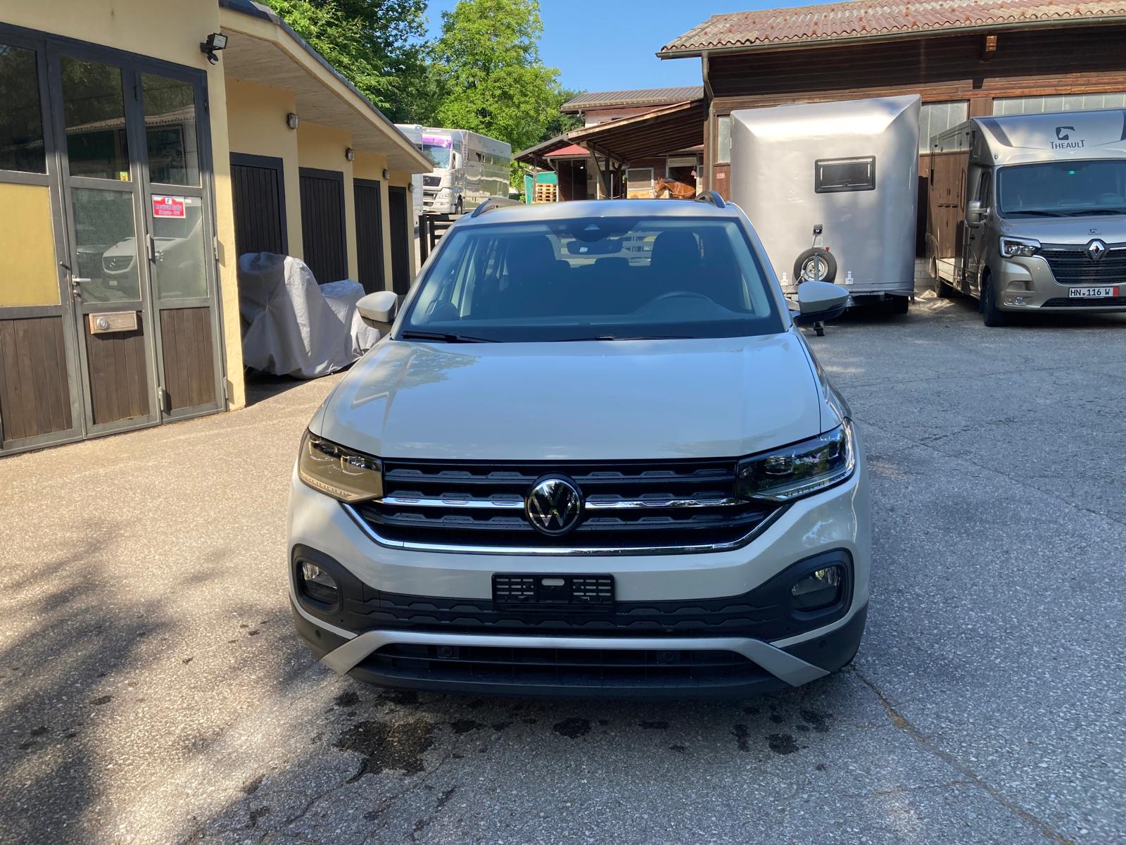 VW T-Cross 1.0 TSI Life Limited DSG-showroom-element-1