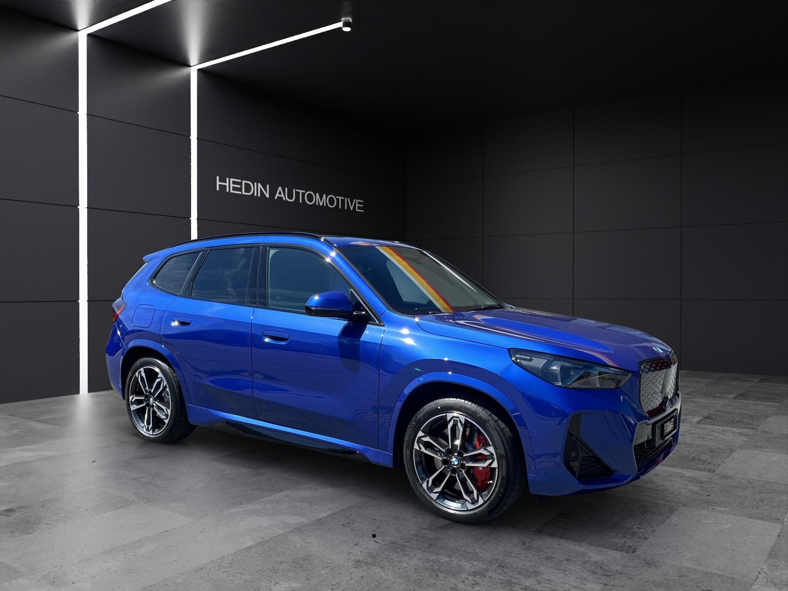 BMW iX1 30 xDrive-image-17