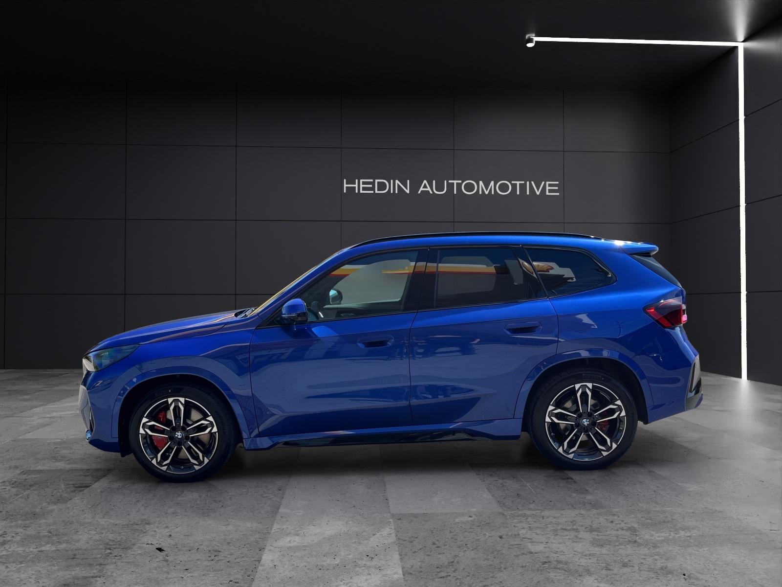 BMW iX1 30 xDrive-image-3