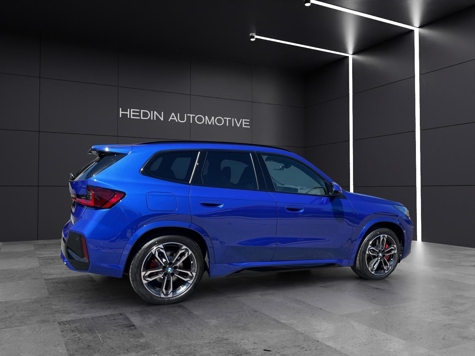 BMW iX1 30 xDrive-image-15