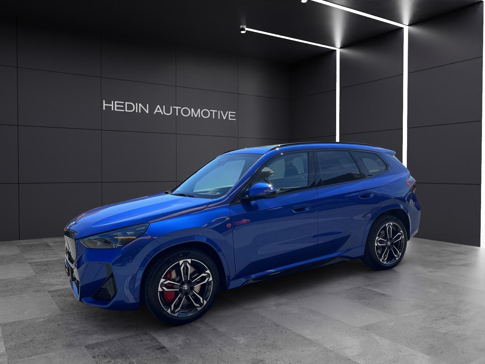 BMW iX1 30 xDrive-image-0
