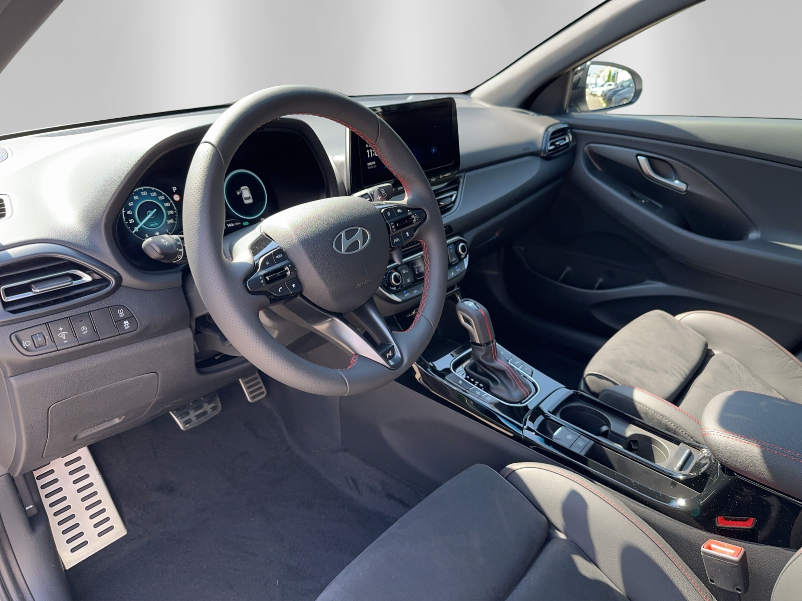 HYUNDAI i30 Wagon 1.5 T-GDi N Line 48V MH DCT-image-13