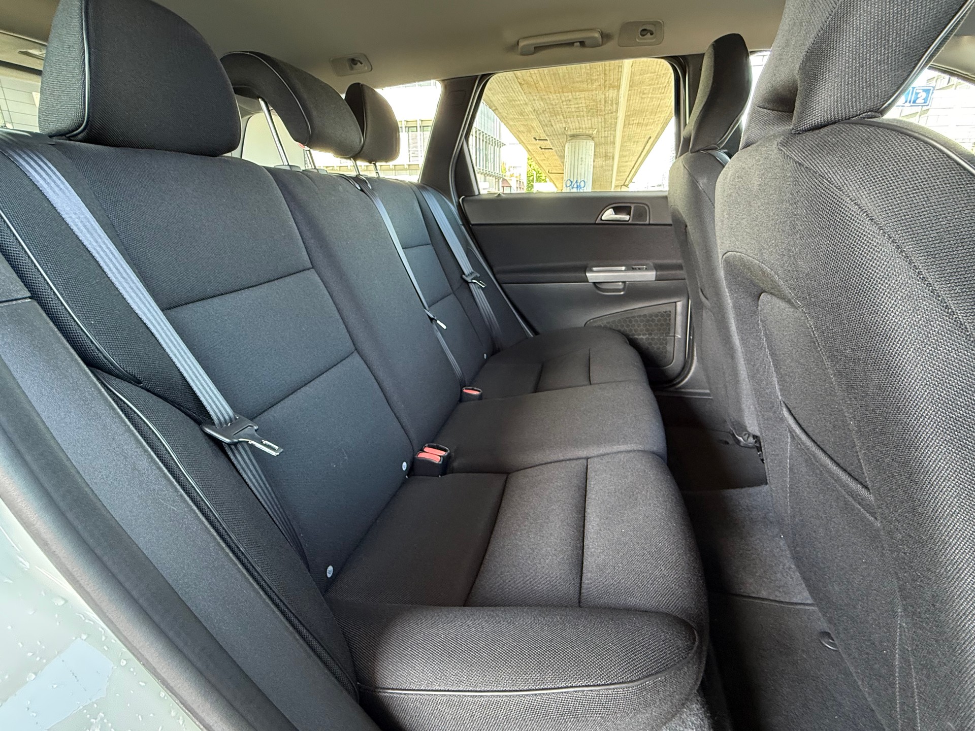 VOLVO V50 D2 Kinetic-image-13