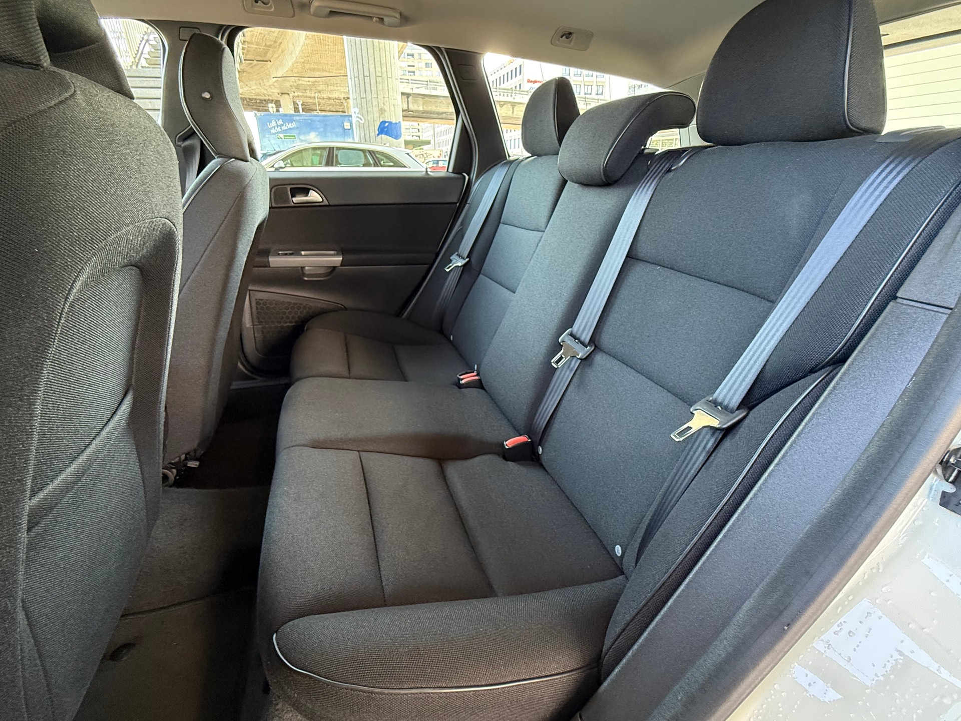 VOLVO V50 D2 Kinetic-image-14