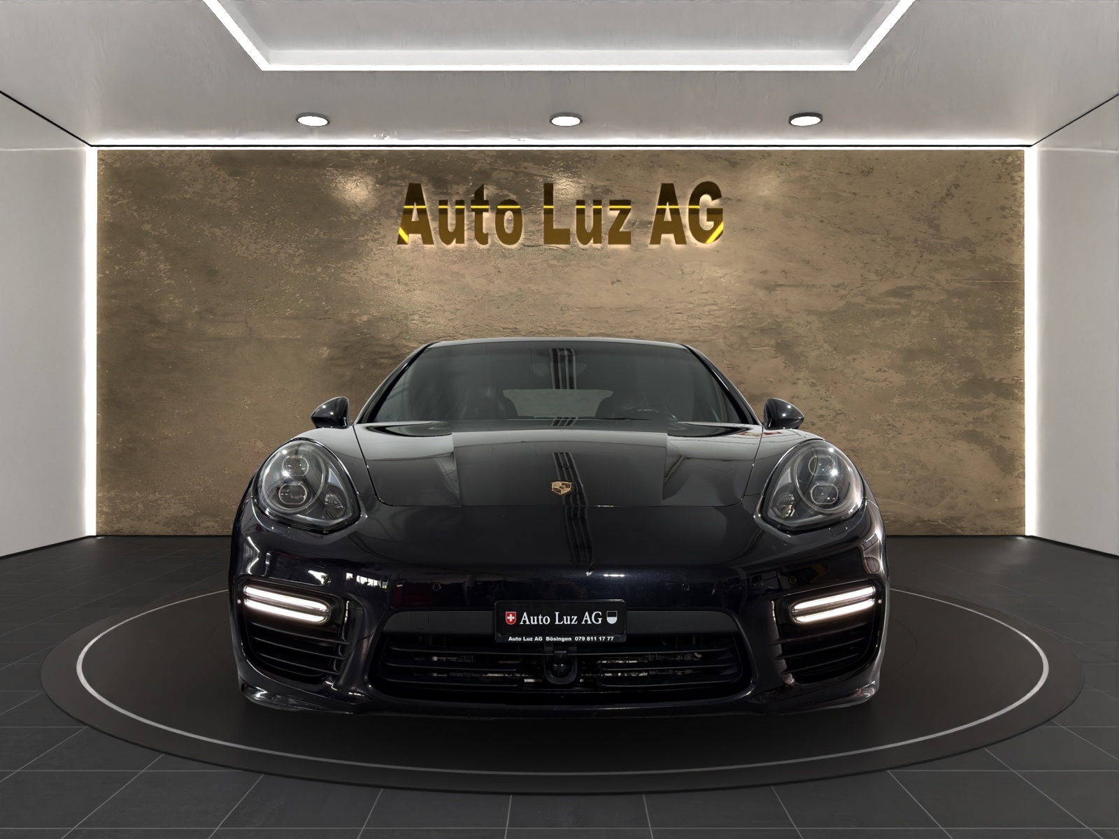 PORSCHE Panamera GTS 4.8 PDK-showroom-element-1