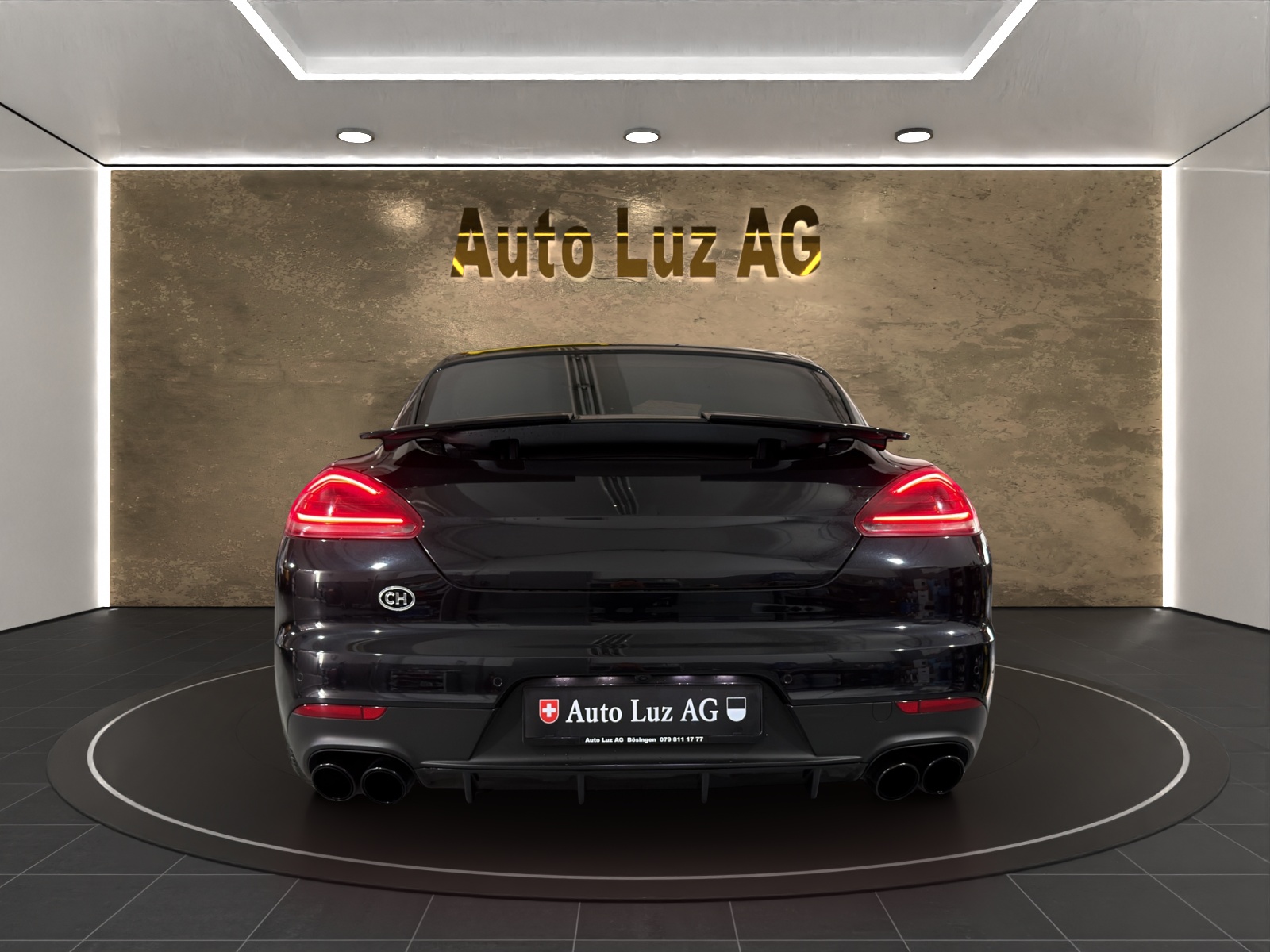 PORSCHE Panamera GTS 4.8 PDK-showroom-element-2