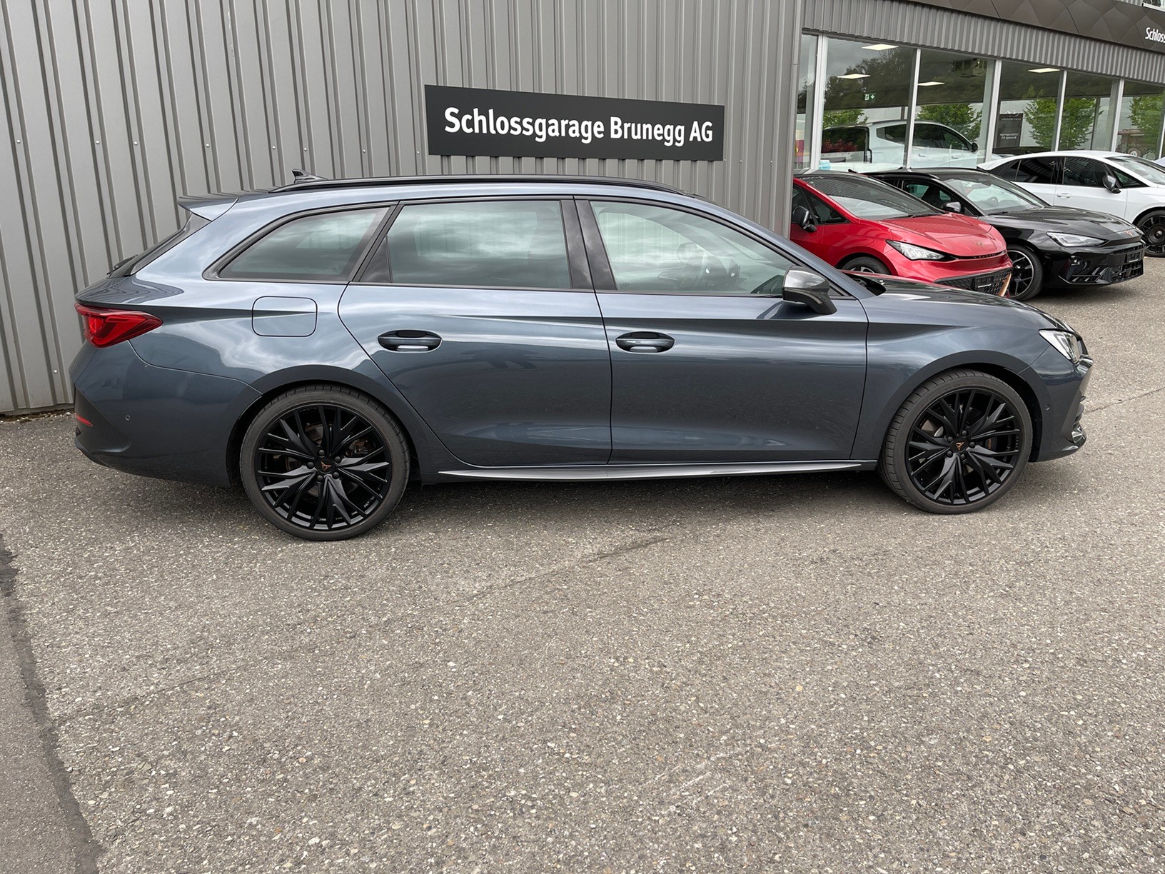 CUPRA LEON ST 1.4 e-HYBRID pHEV VZ DSG-image-1