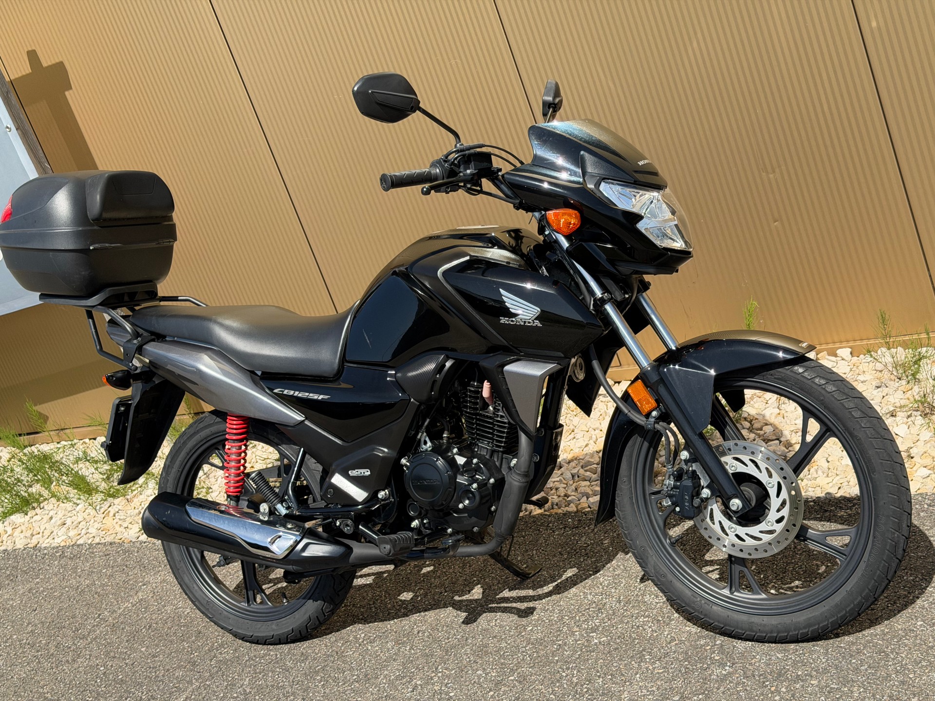 HONDA CBF 125 M-image-2