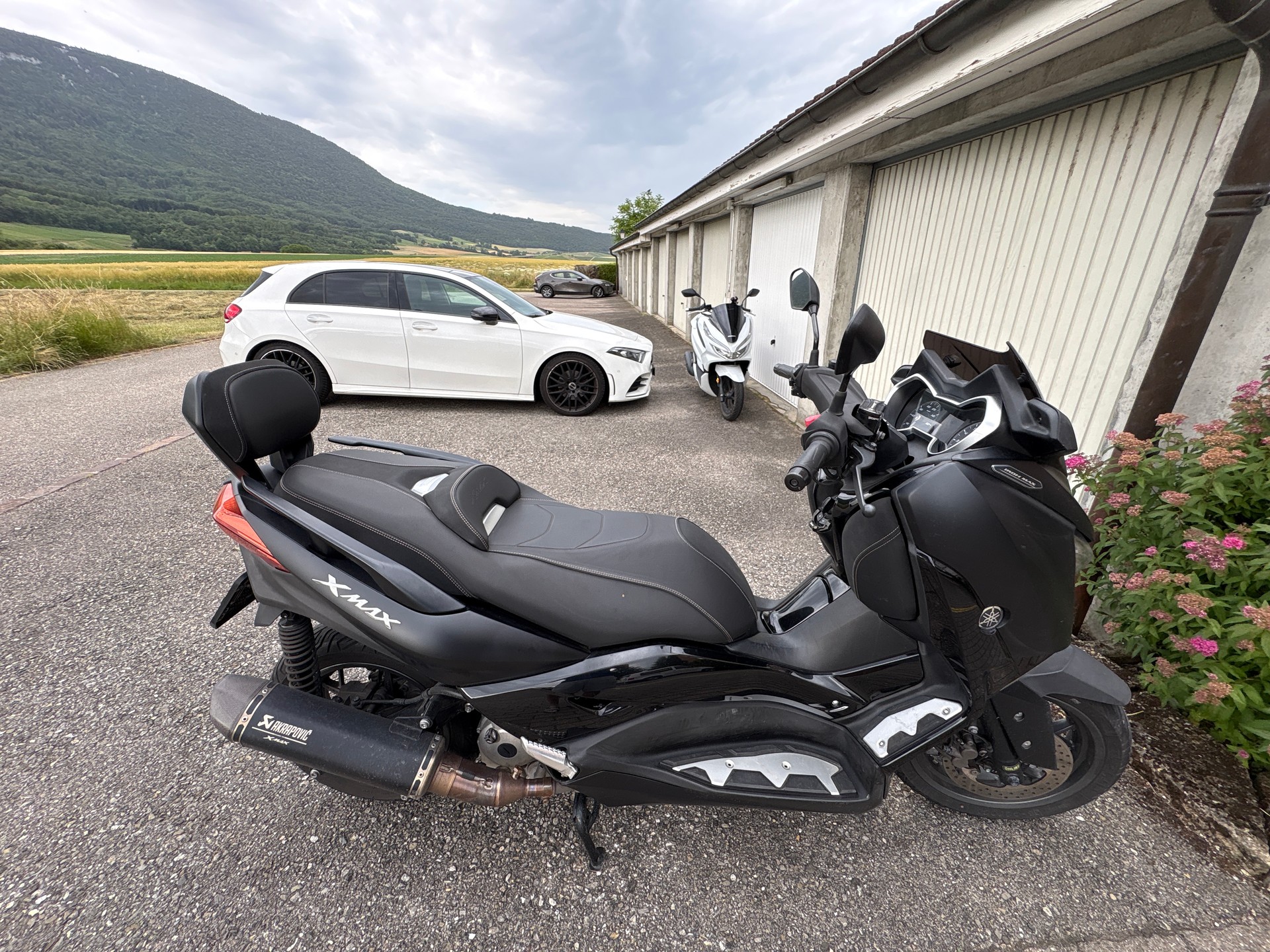 YAMAHA X-Max 300 Iron Max ABS-image-0