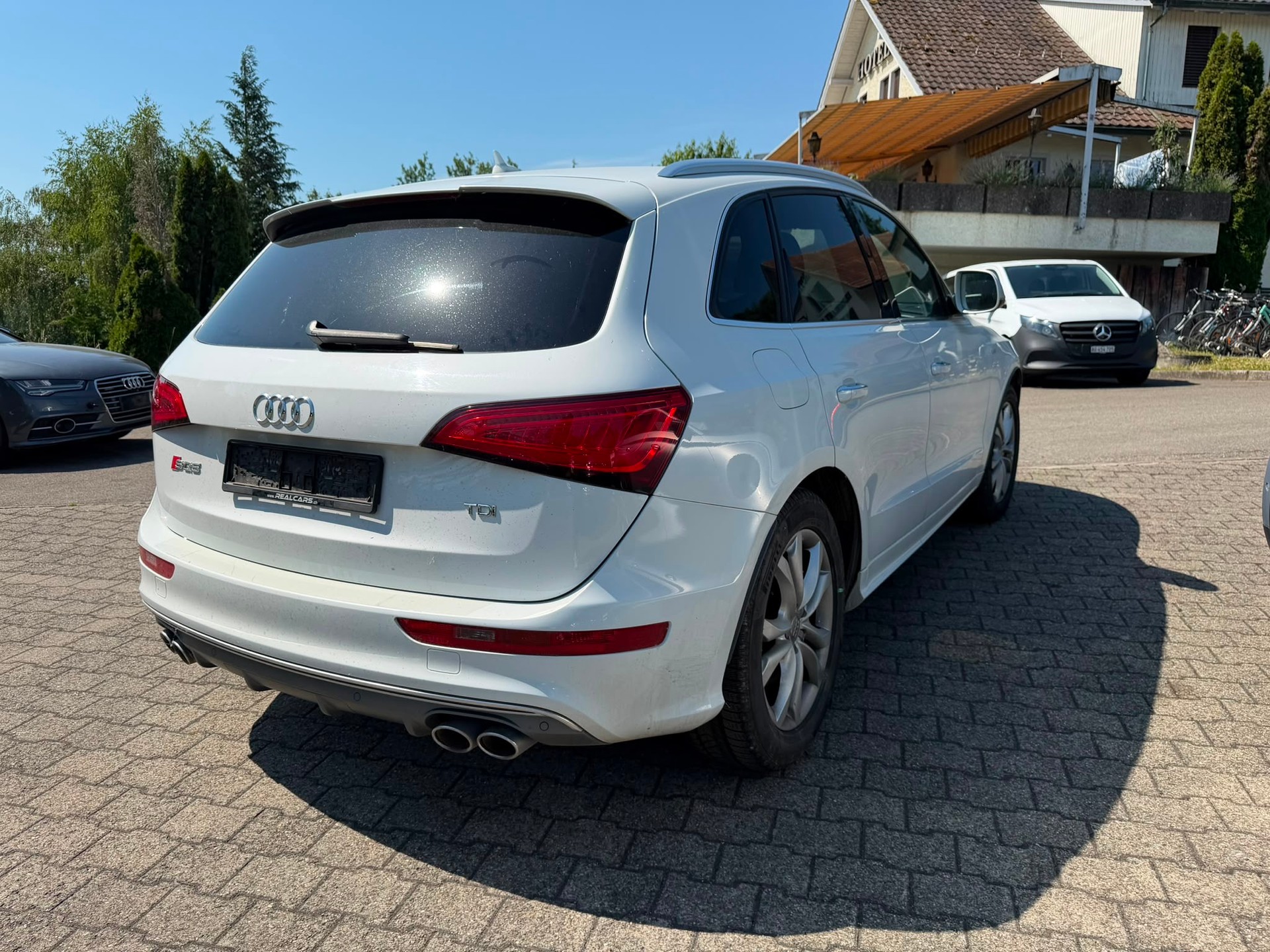 AUDI SQ5 3.0 TDI quattro tiptronic-image-4
