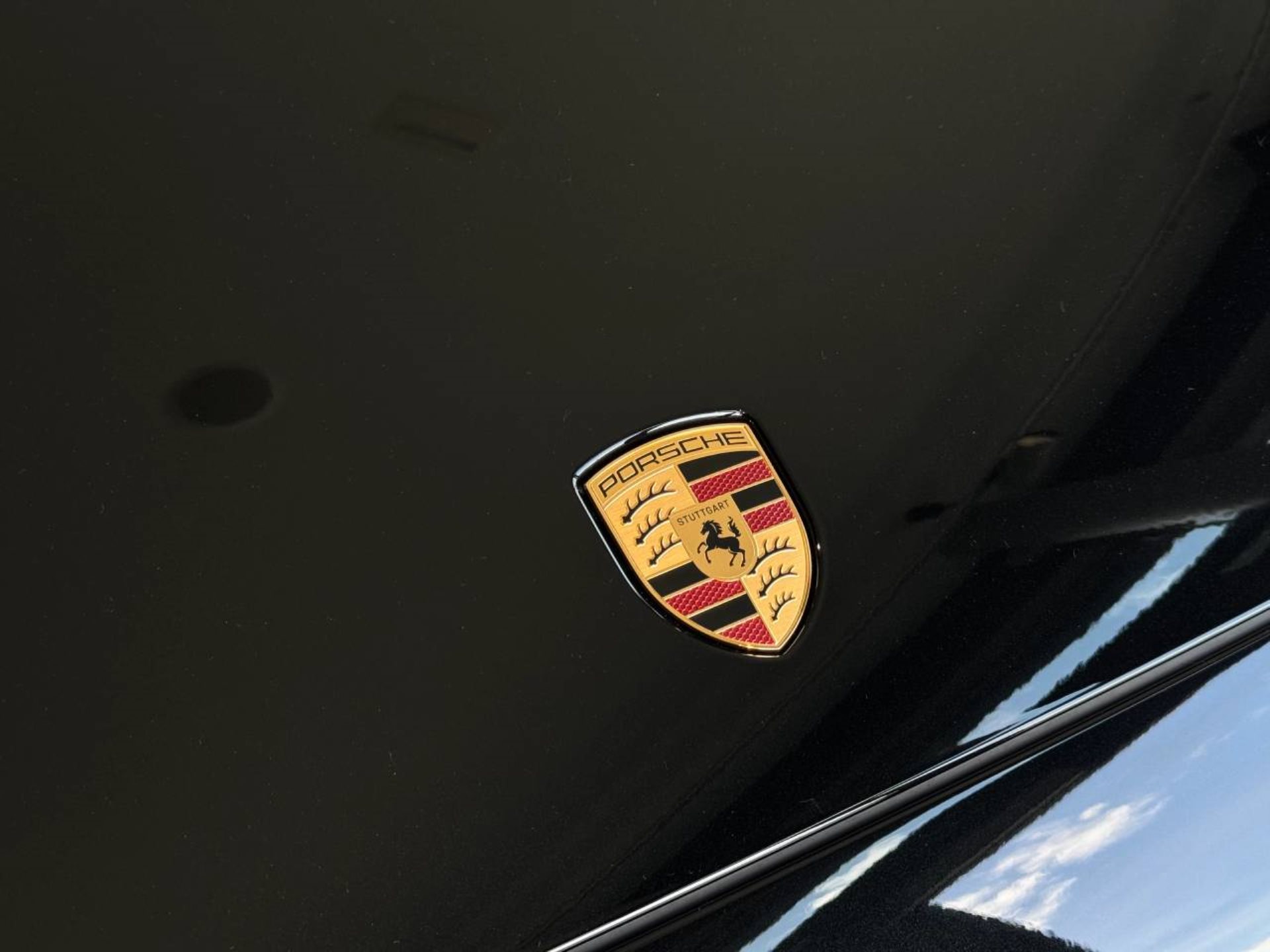 PORSCHE Cayenne Electric-image-32
