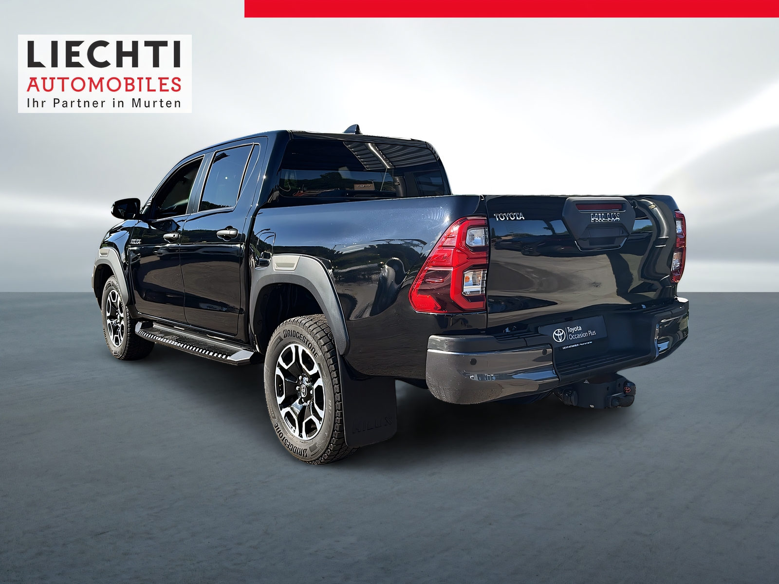 TOYOTA Hilux 2.8D-4D Invincible Double Cab 4x4 A-image-9