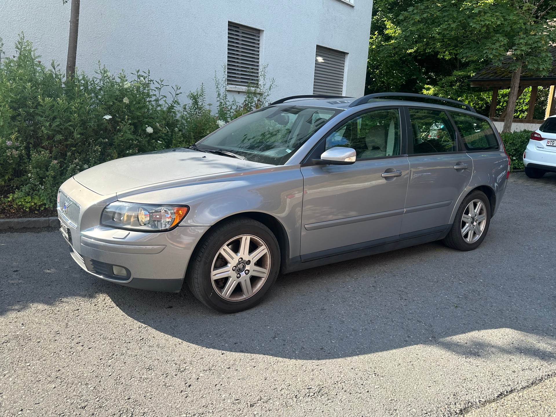 VOLVO V50 2.4