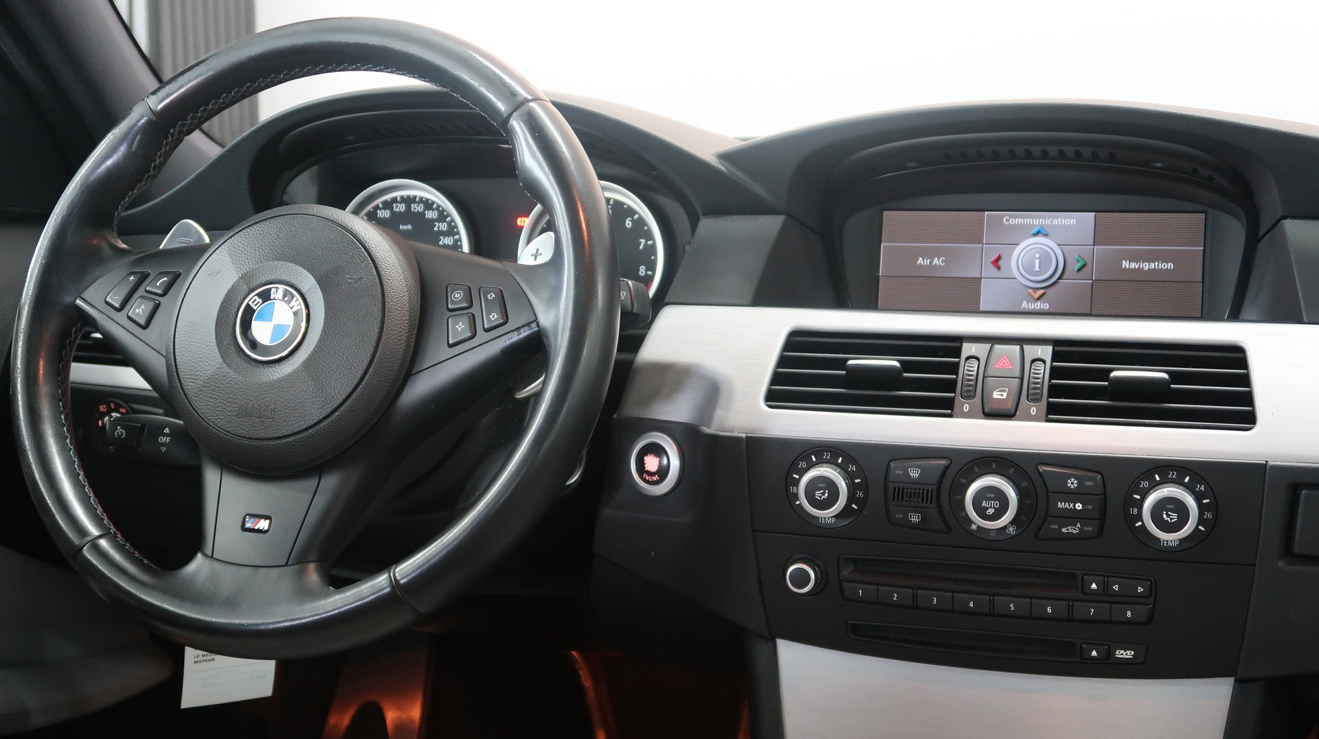 BMW M5-image-27