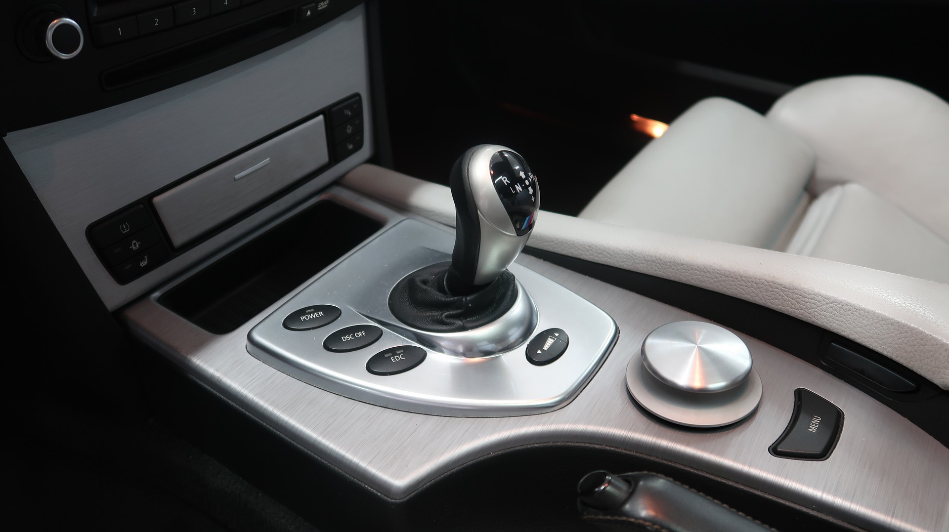 BMW M5-image-21