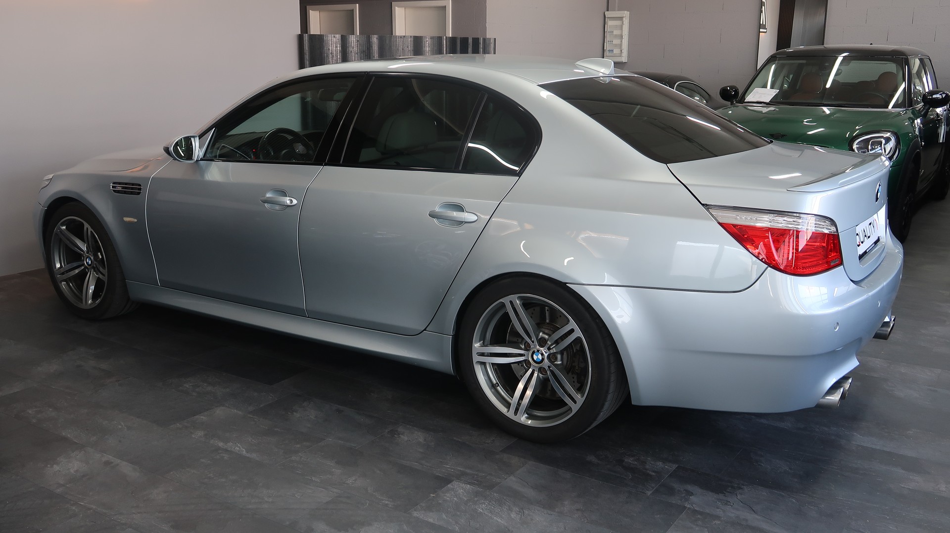 BMW M5-image-16