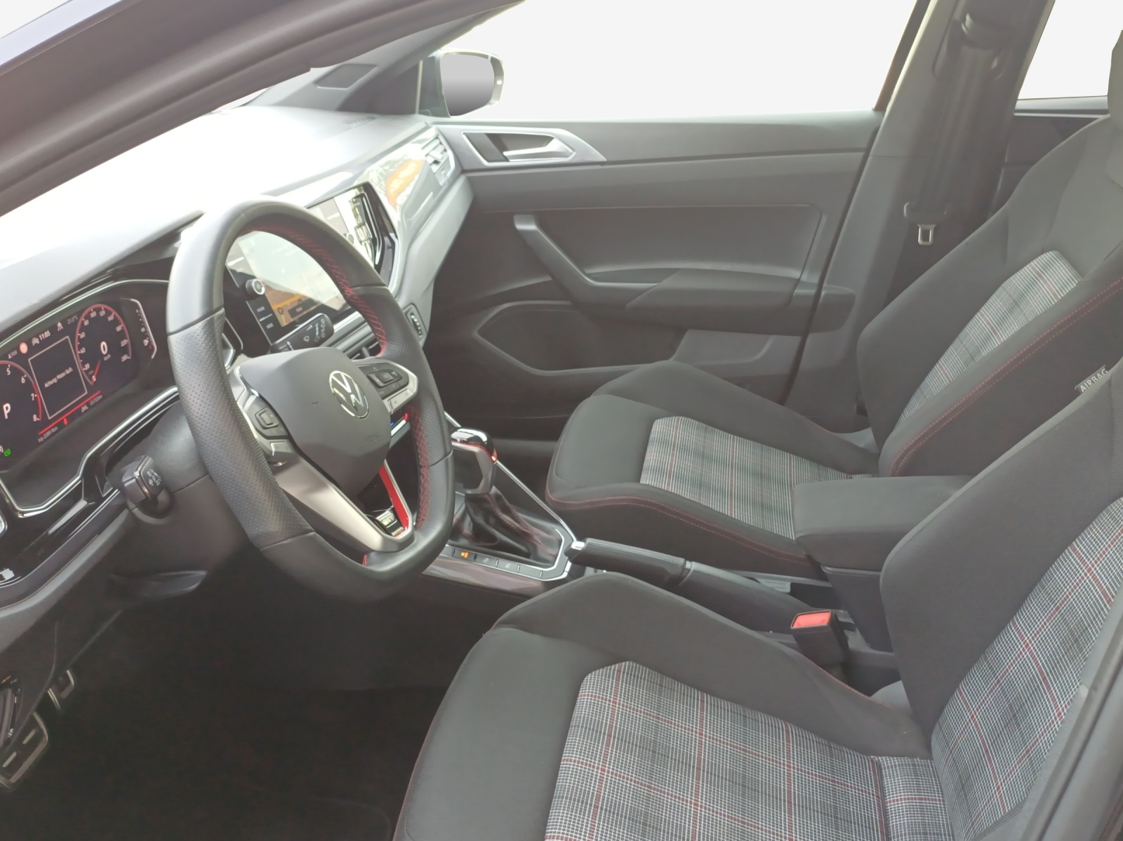 VW Polo 2.0 TSI GTI DSG-image-7